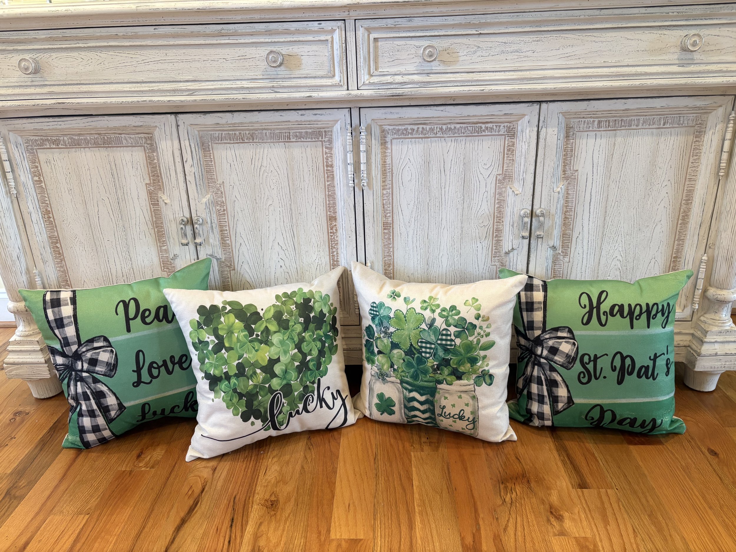 Peace Love and Luck (Set of 4)