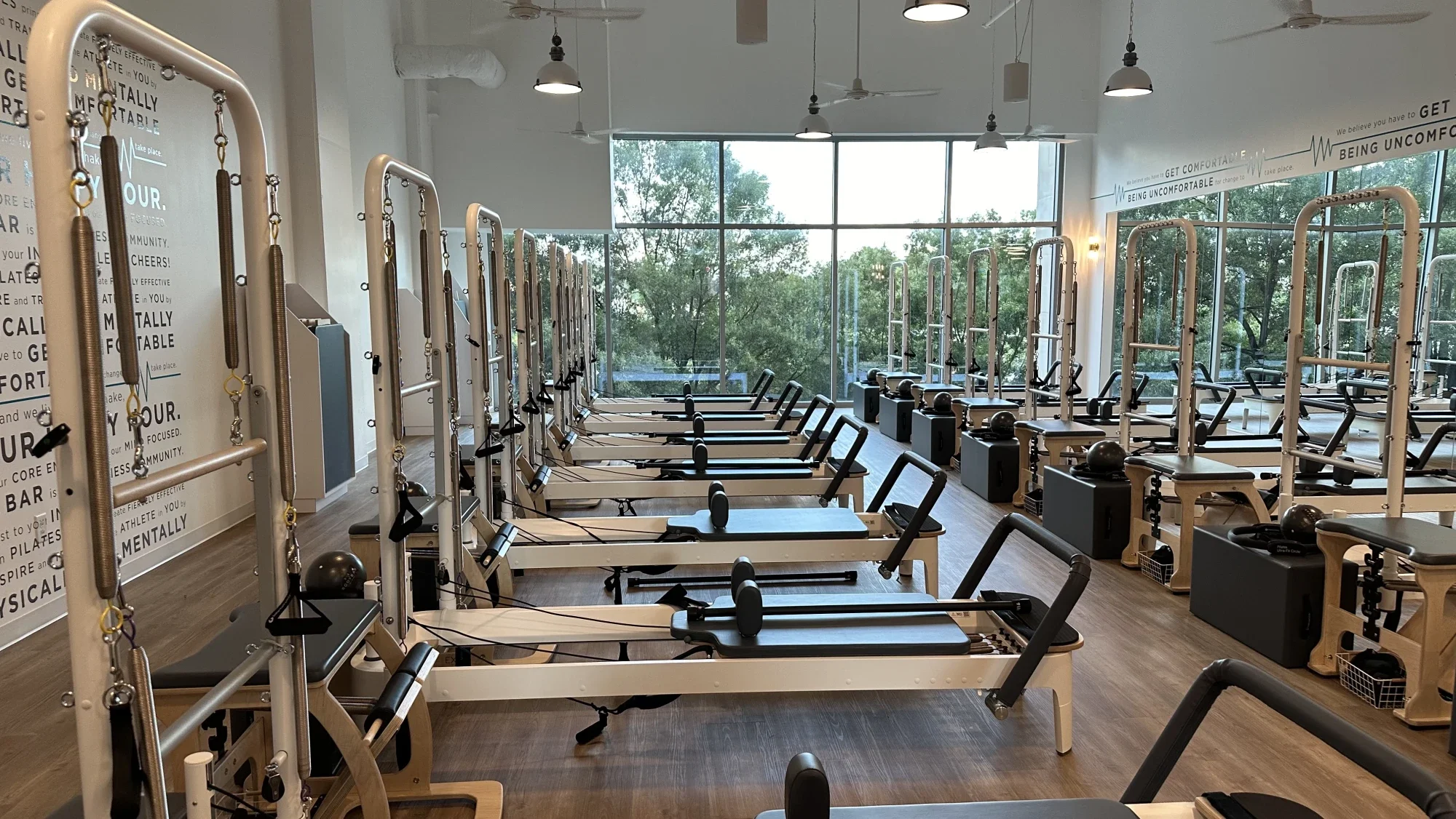commercial cleaning fitness studio