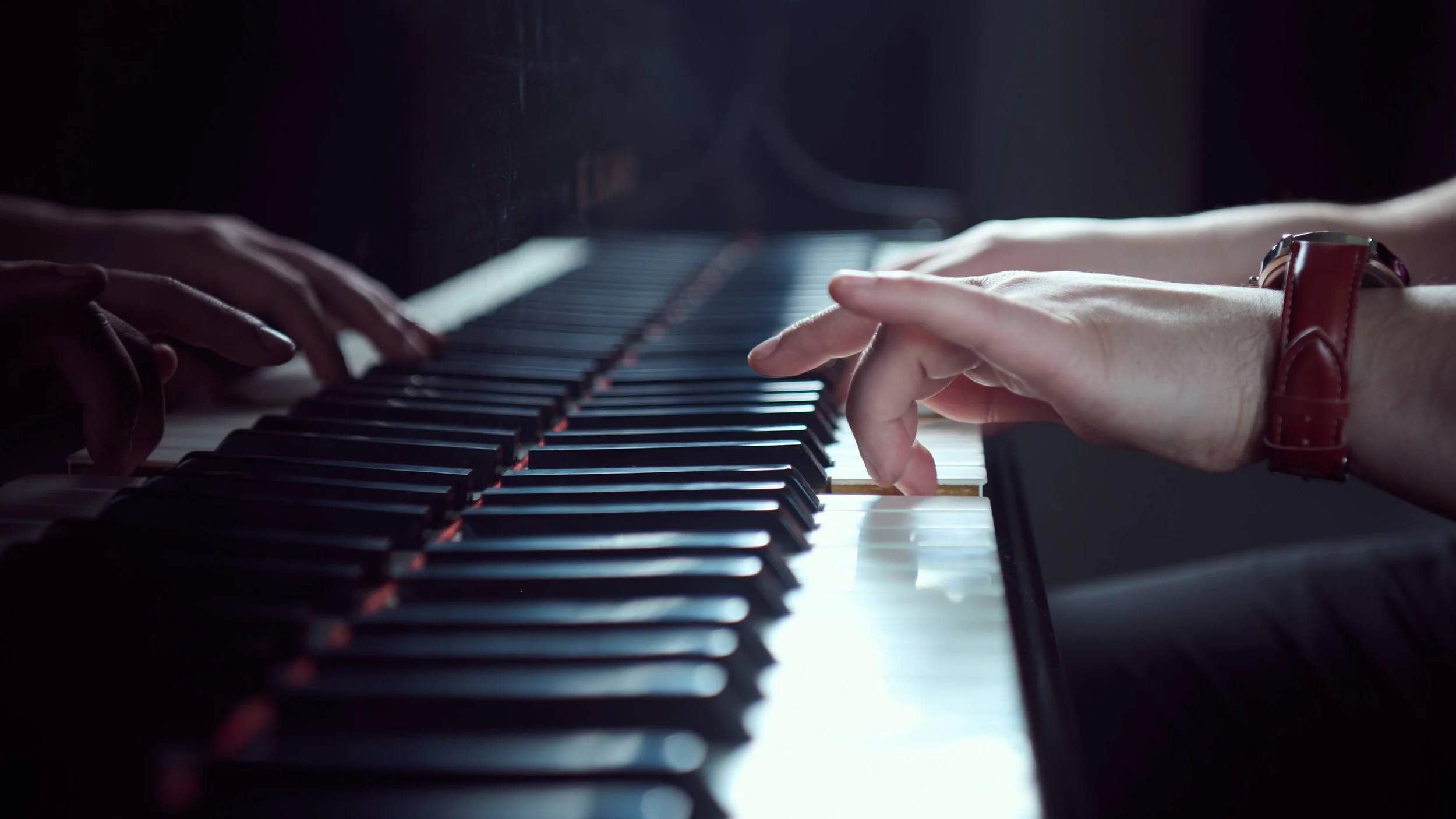 Jazz pianist Eric St-Godard at the piano.