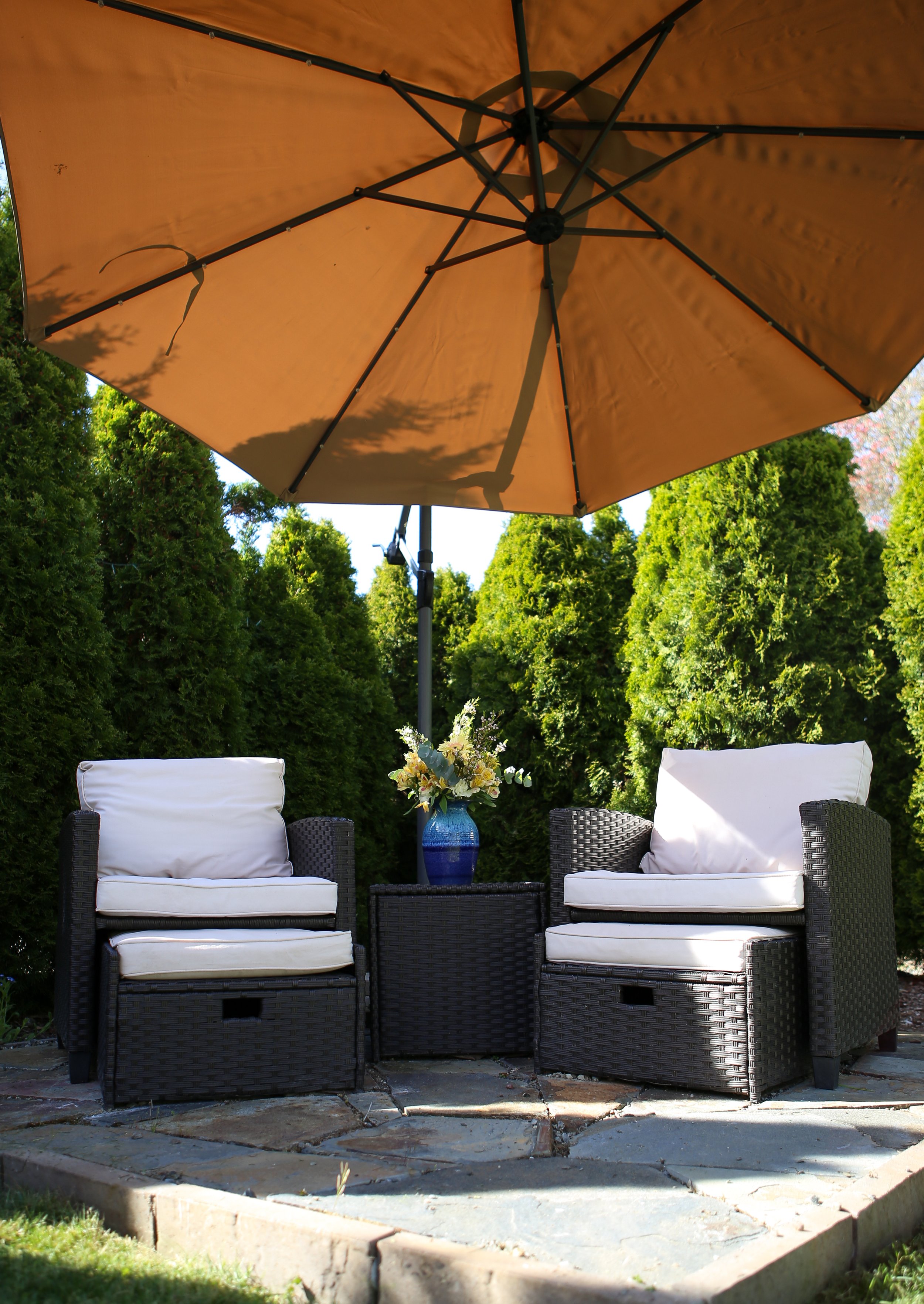 Level box for patio pavers to enjoy the sun.