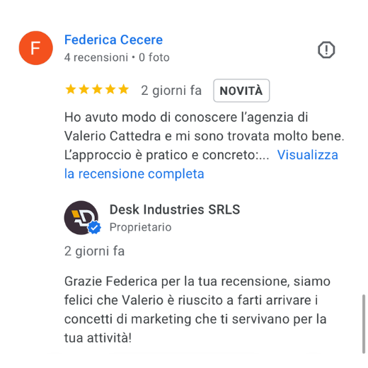 Screenshot di una recensione online da parte di Federica Cecere e risposta di Desk Industries SRLS.