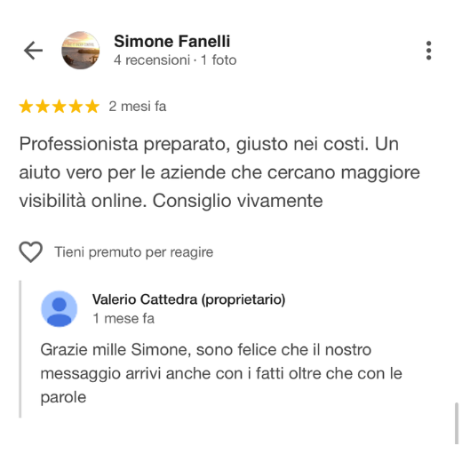 Recensione di Google con cinque stelle, scritto da Simone Fanelli, che elogia la professionalità e il rapporto qualità-prezzo, e una risposta di Valerio Cattedra che ringrazia.