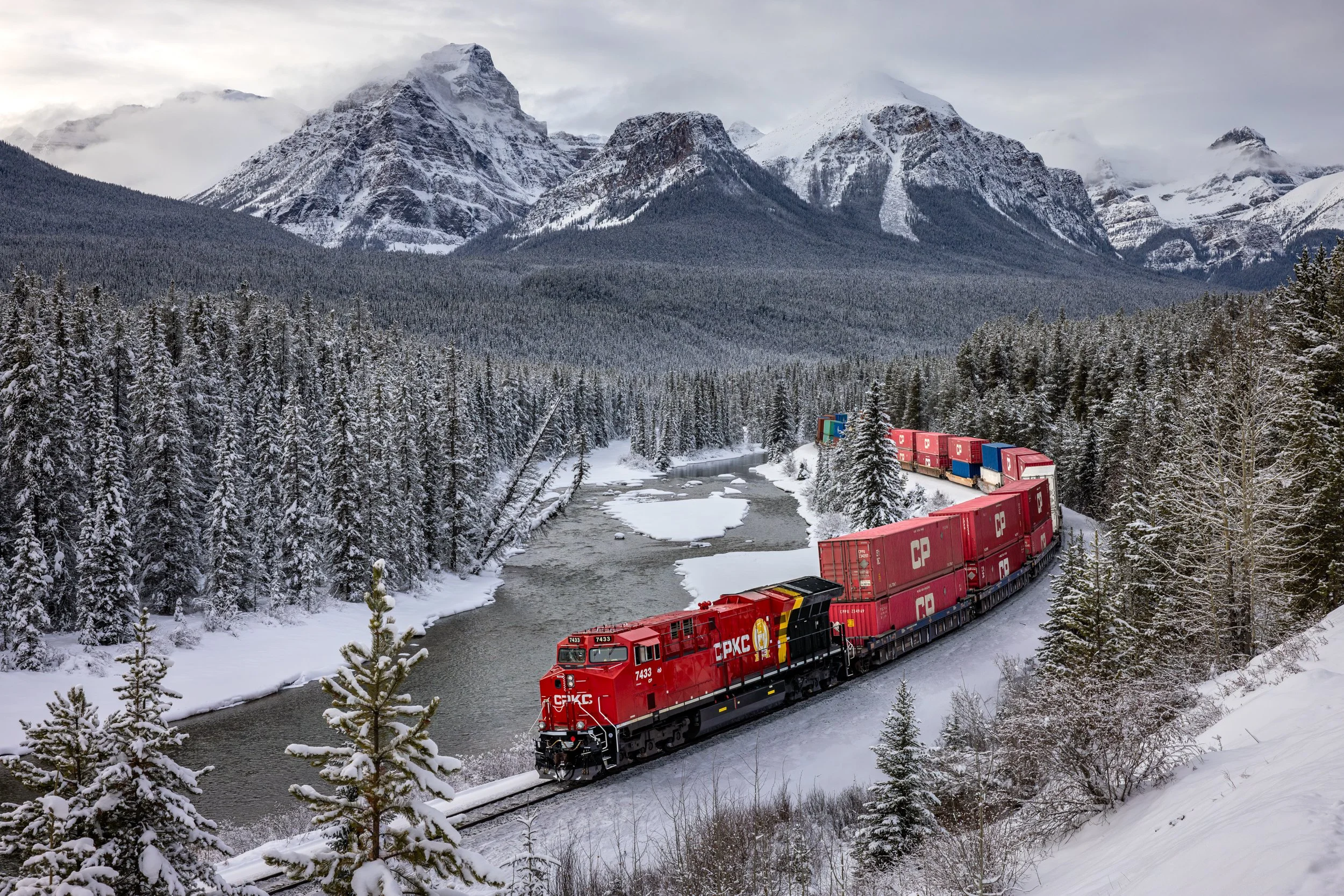 CPKC New Livery Feb 2025_Lake Louise, AB (Morant's Curve)_Ryan Gaynor.jpg
