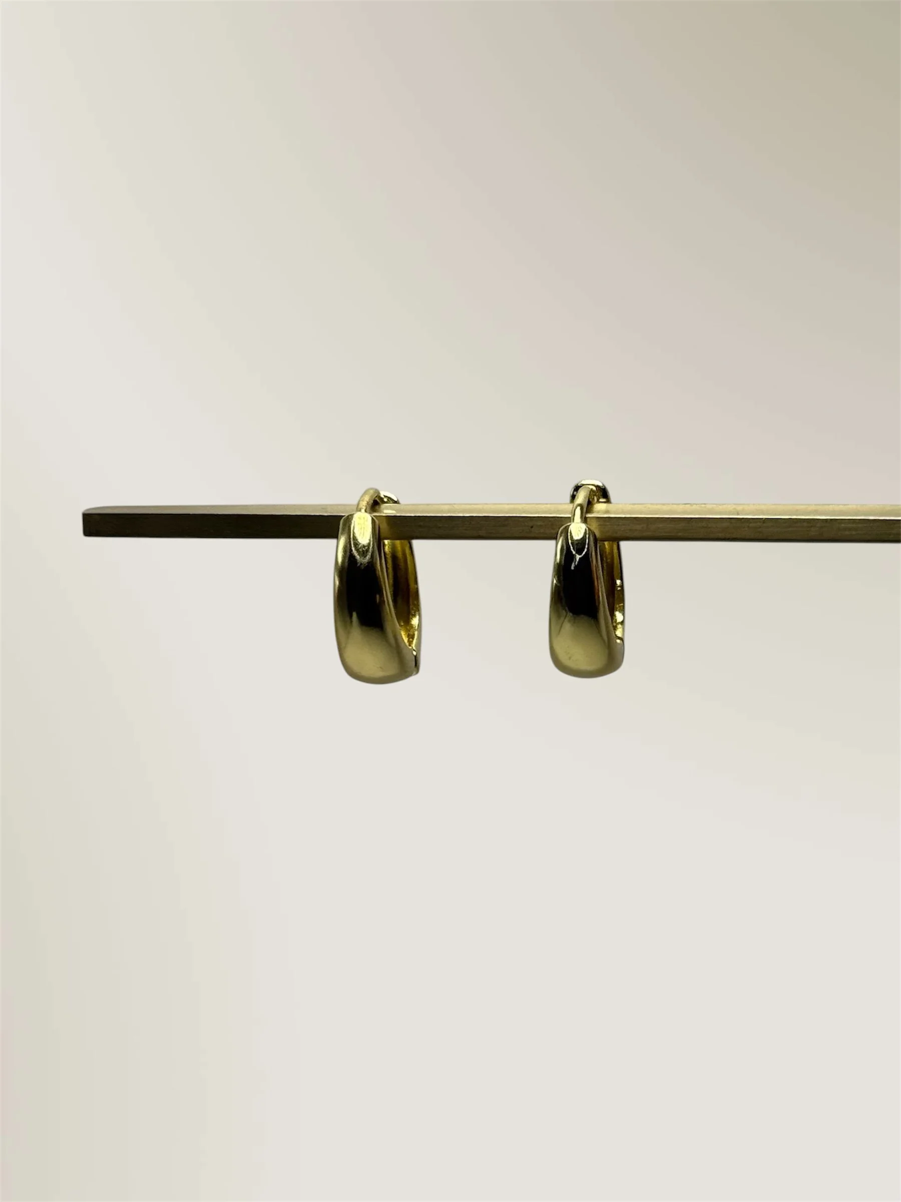18k Gold Plated Everyday Hoop Earrings