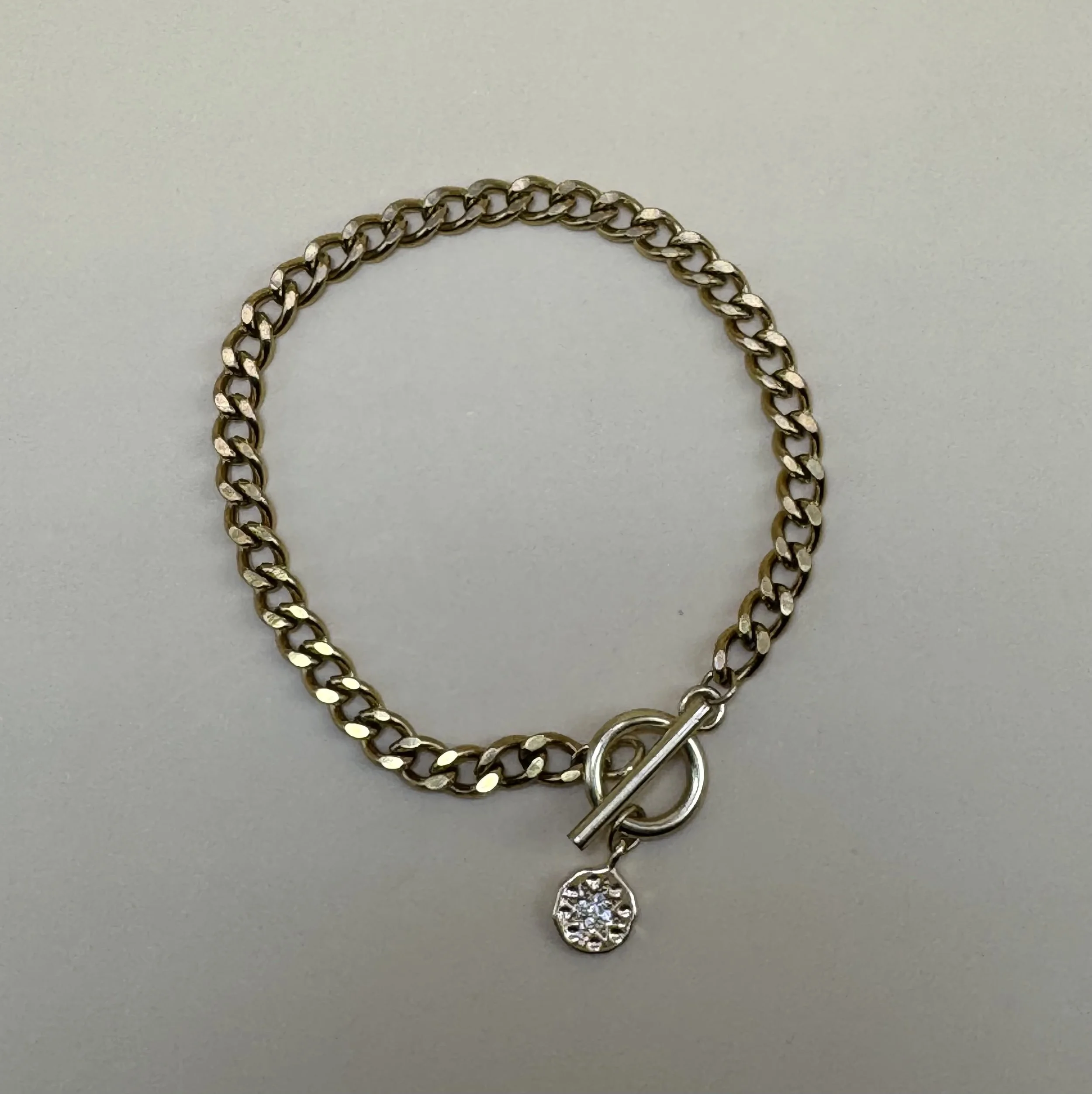 Curb Chain Bracelet - 18k Gold Plated