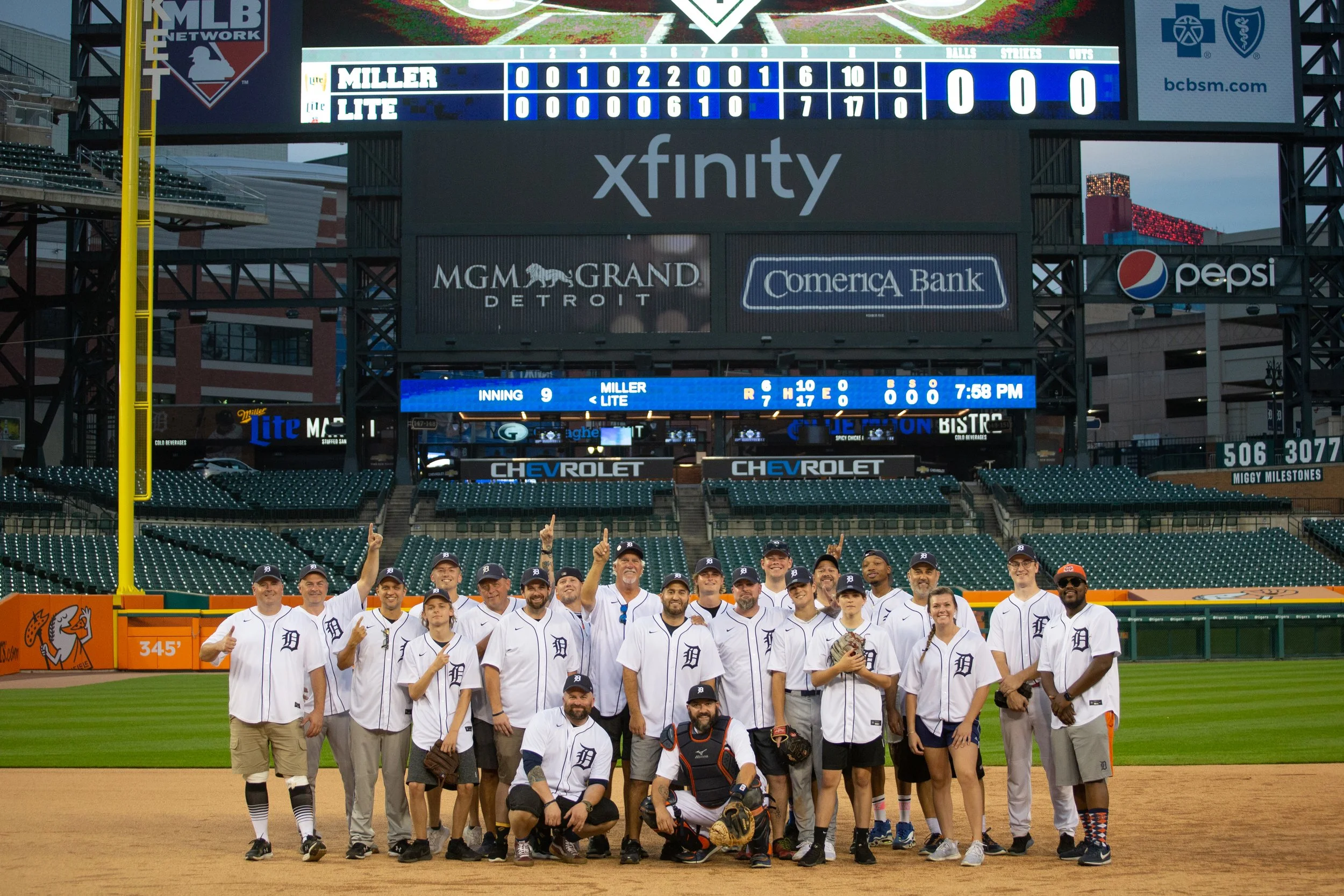 2022-08-25 Tigers Field of Dreams - Sonja McGovern-254.jpg