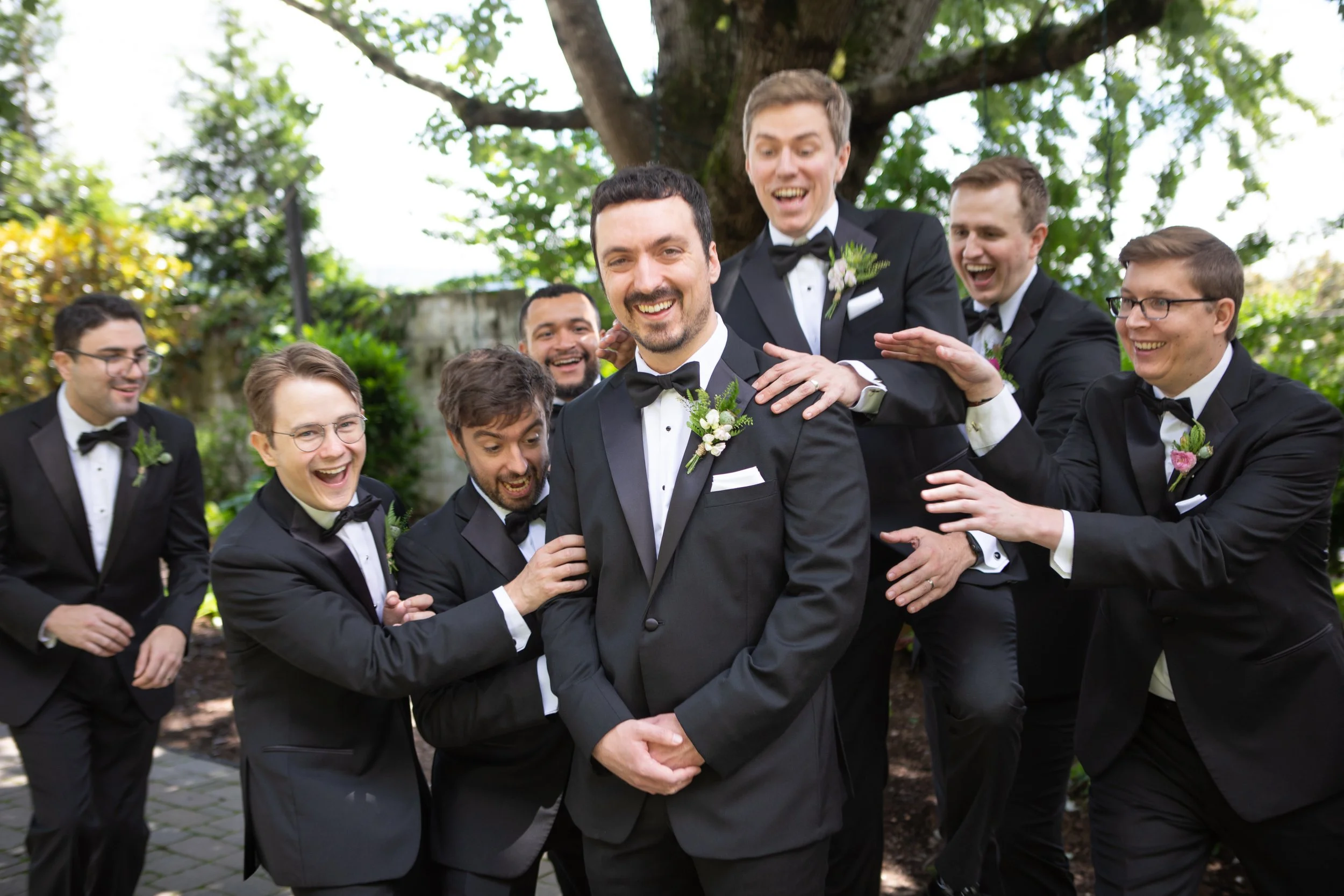 CT Groomsmen Portraits-11.jpg