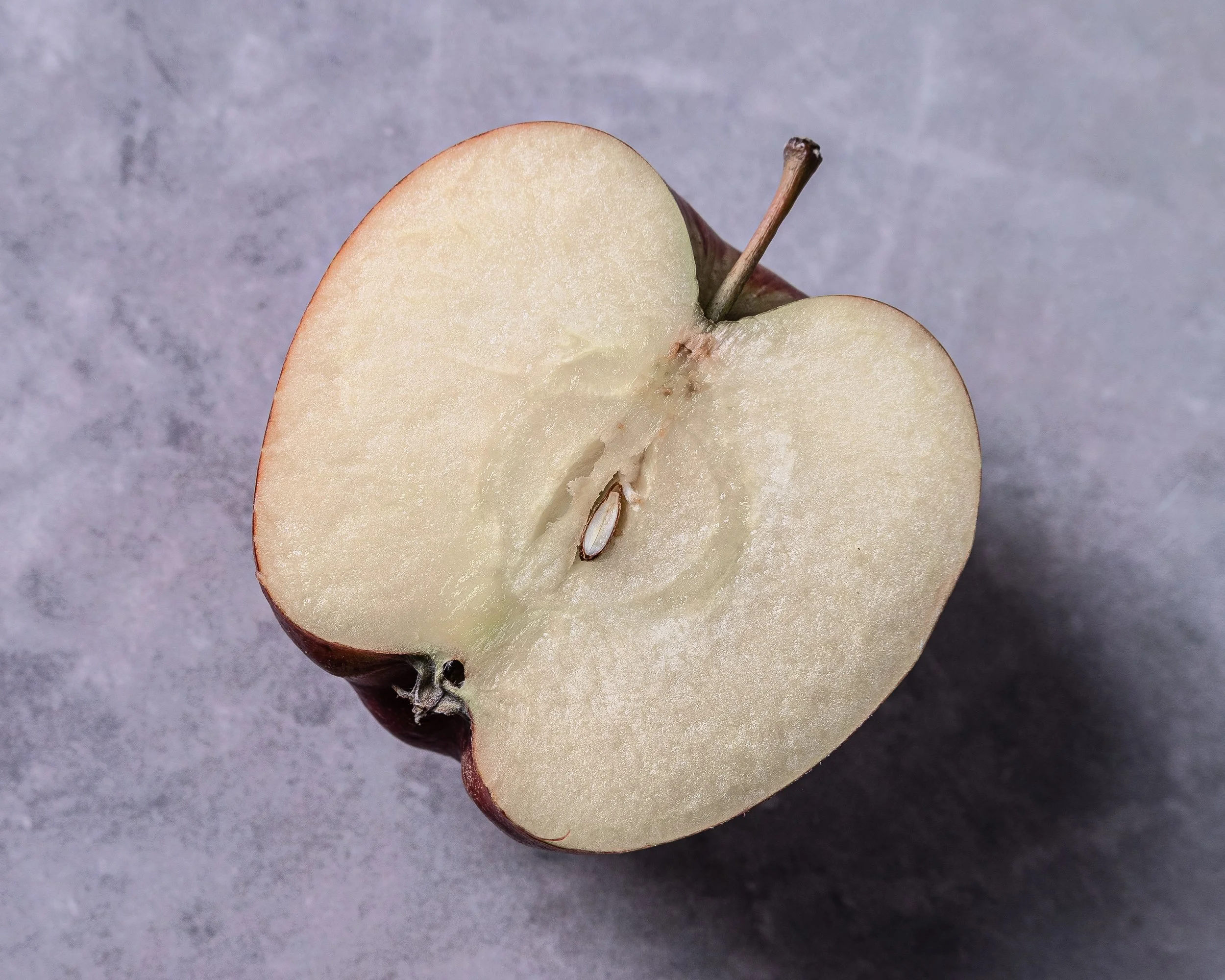 Apple.jpg