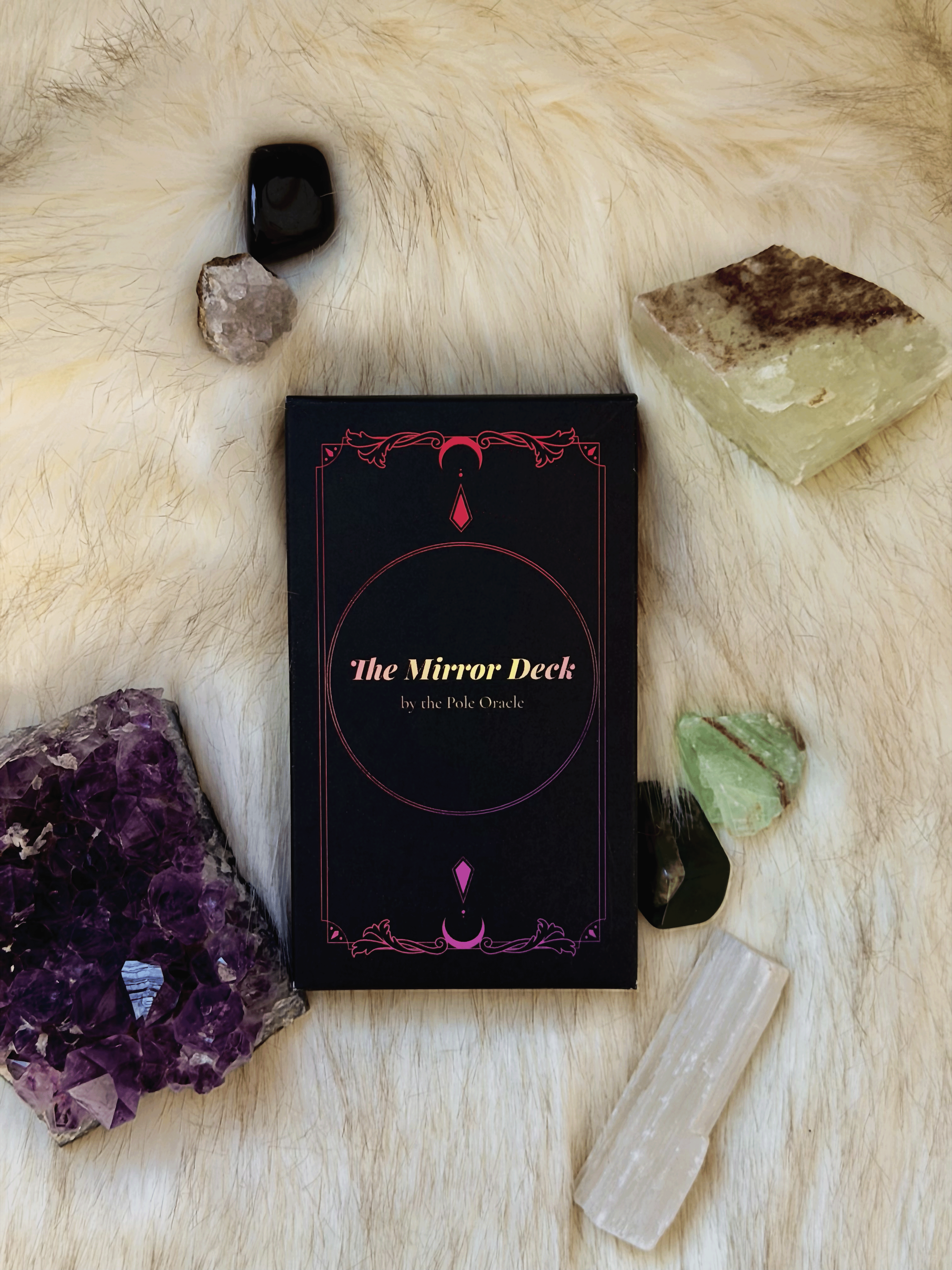 deckbox+flatlay+fur.png