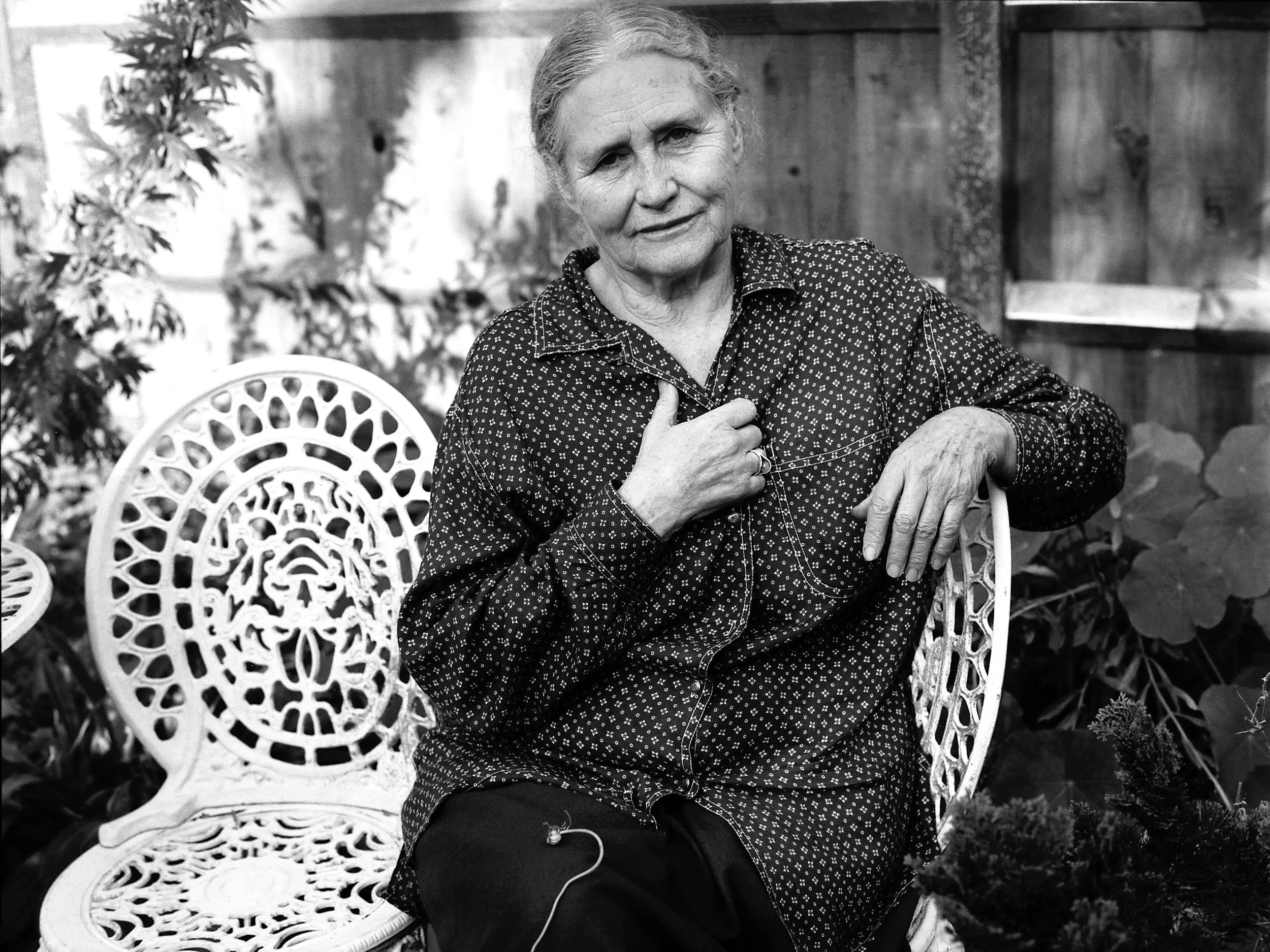   DORIS LESSING  AT HOME 