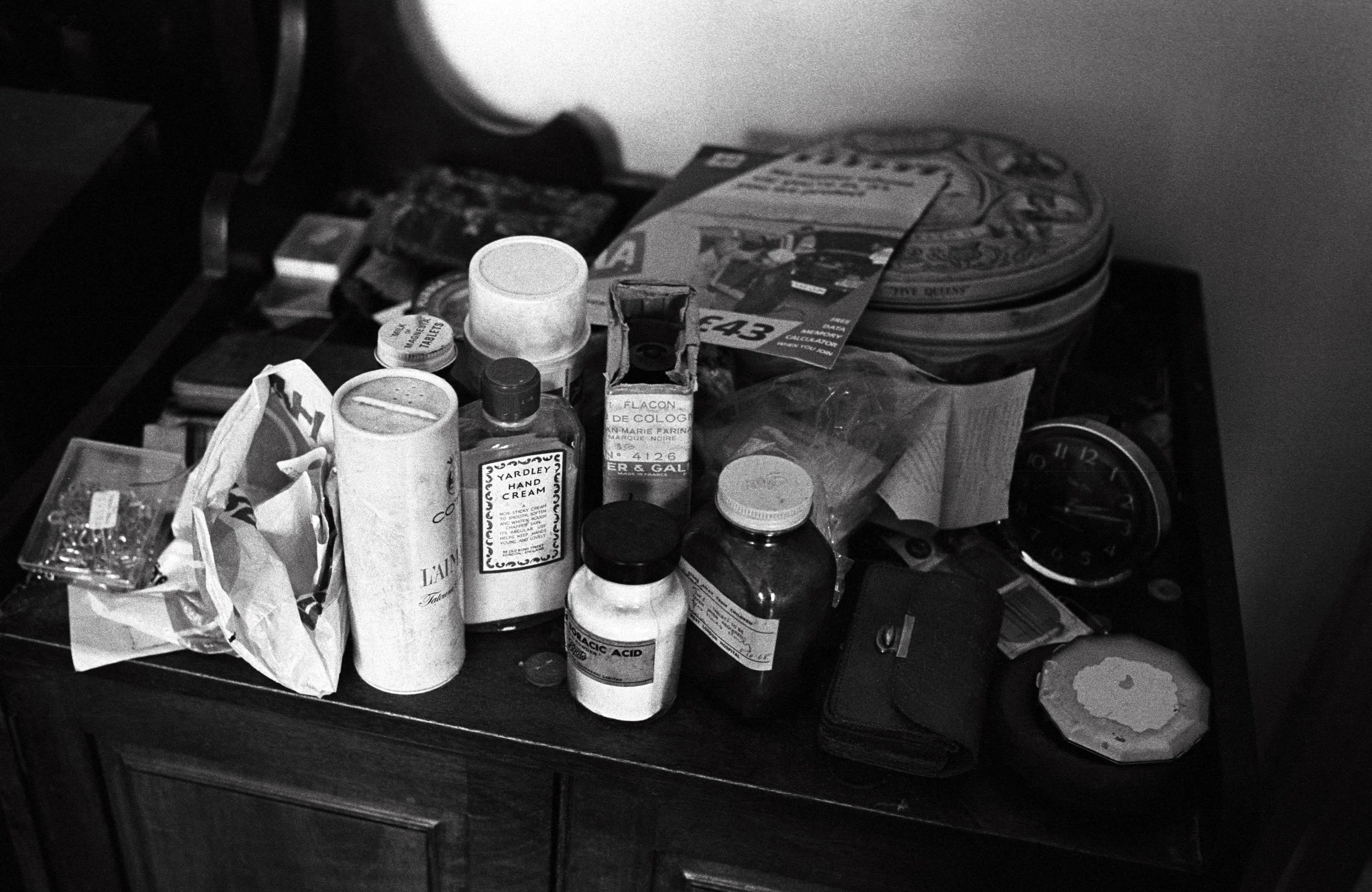 THE VICTIM’S BEDSIDE TABLE 