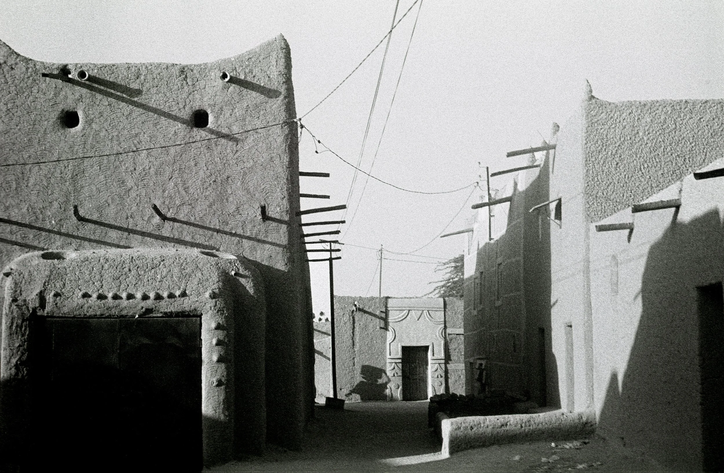 30. Agadez street.jpg