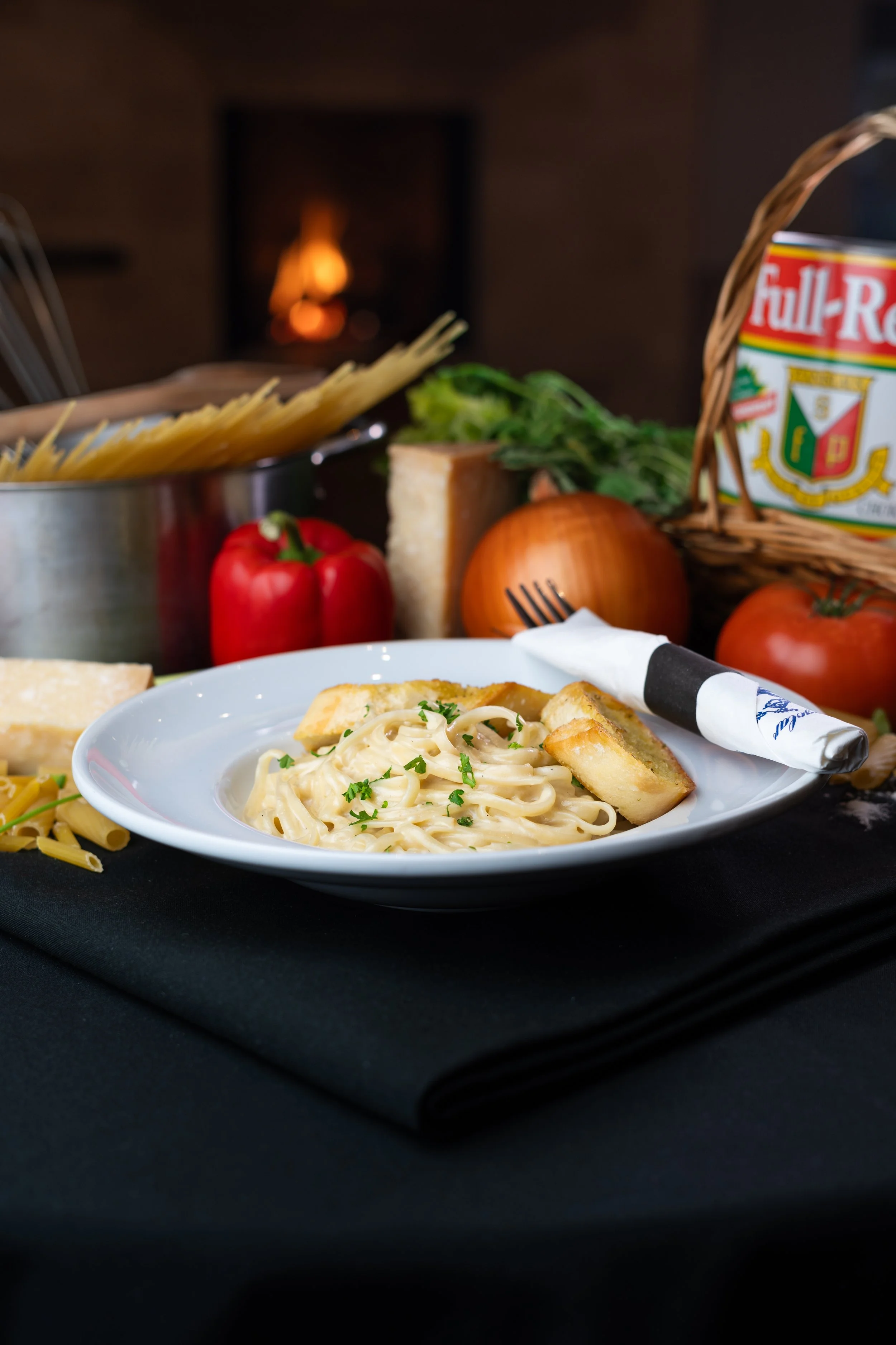 Fettuccine Alfredo.jpg