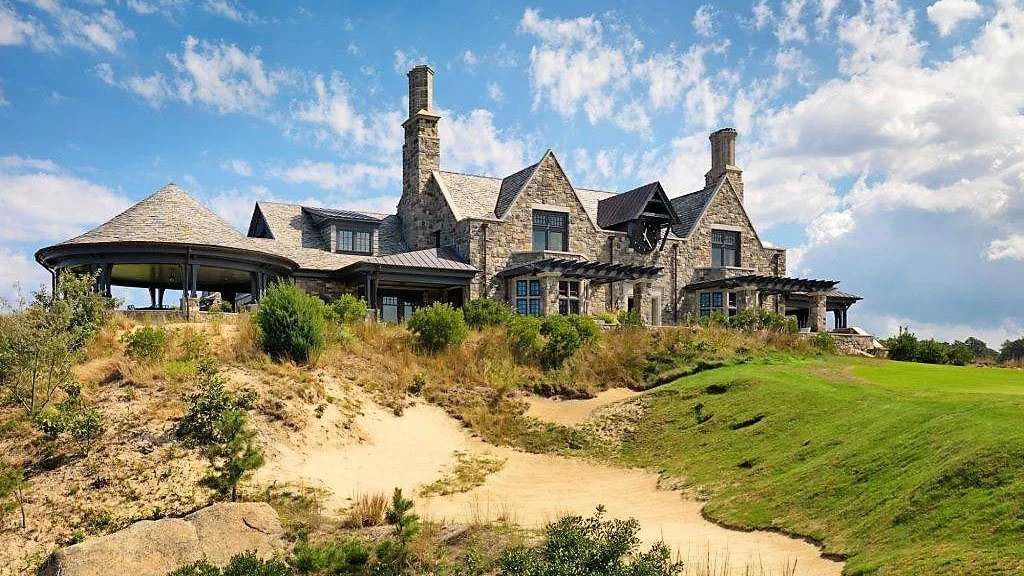 riverhead_Friar_s Head - Shope Reno Wharton, arch268share.jpg