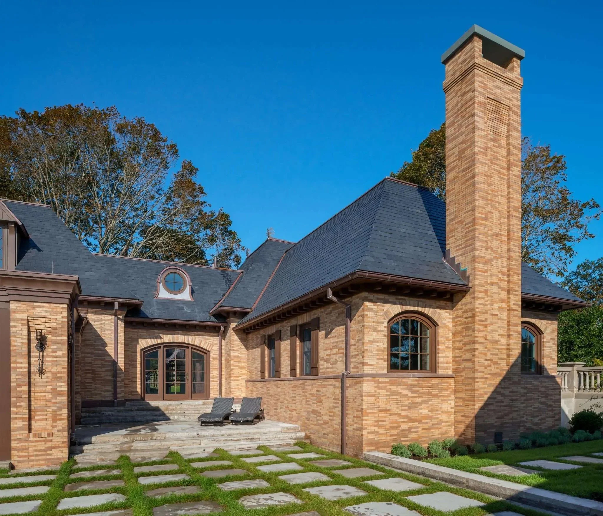 04-slate-roof-roofing-newport-RI-slate-and-copper-services.jpg