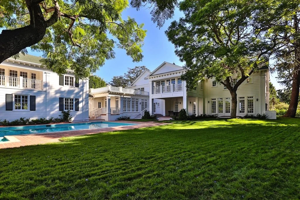 Design Gets “Real”