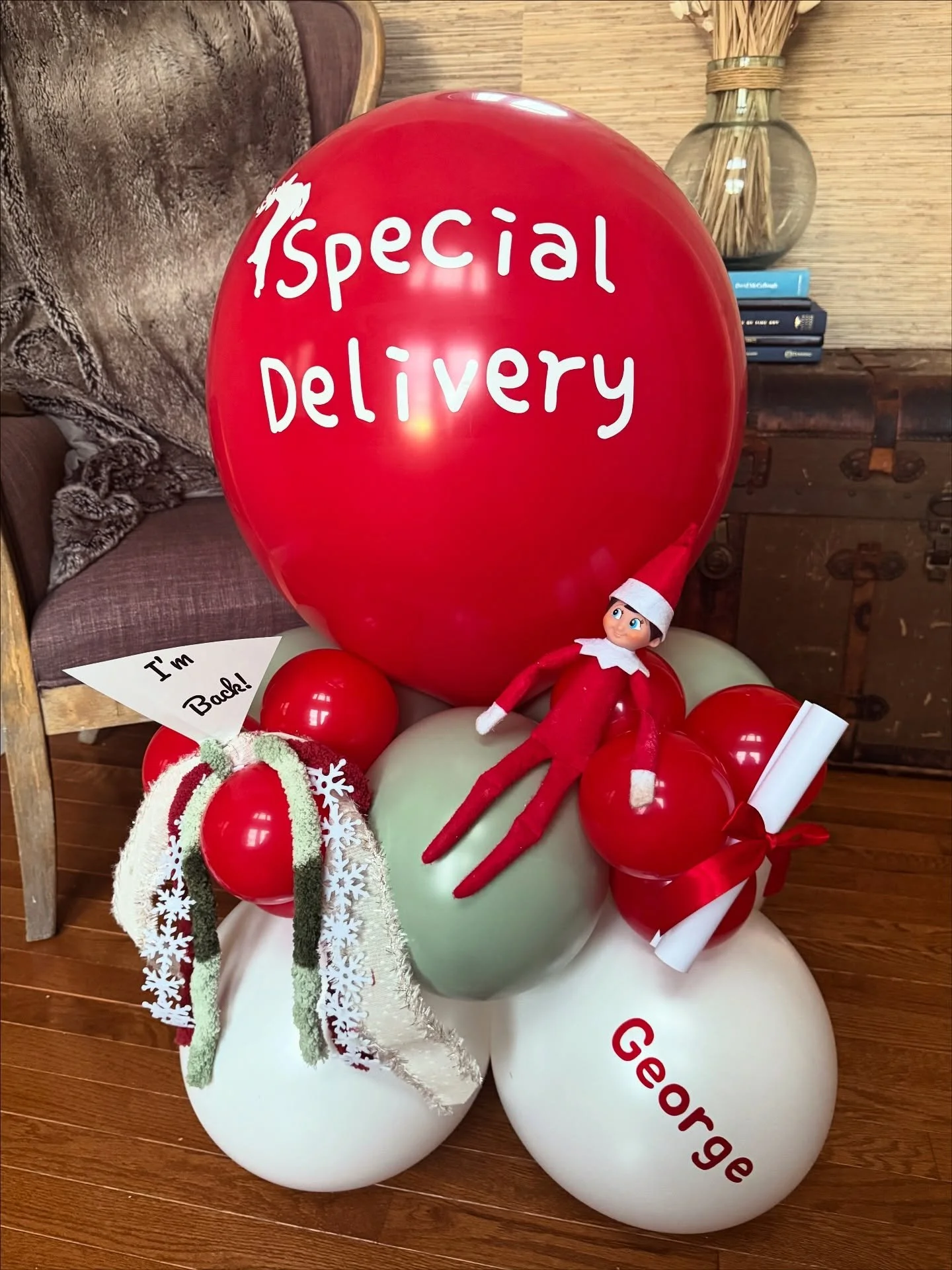 🎄🎅❄️ Elf on the Shelf balloons are now LIVE! See below for pricing and info&hellip;

Custom Stacks- available in traditional color scheme or pink and red. Customizable with up to two names. A personalized letter from Santa himself also included! Pr