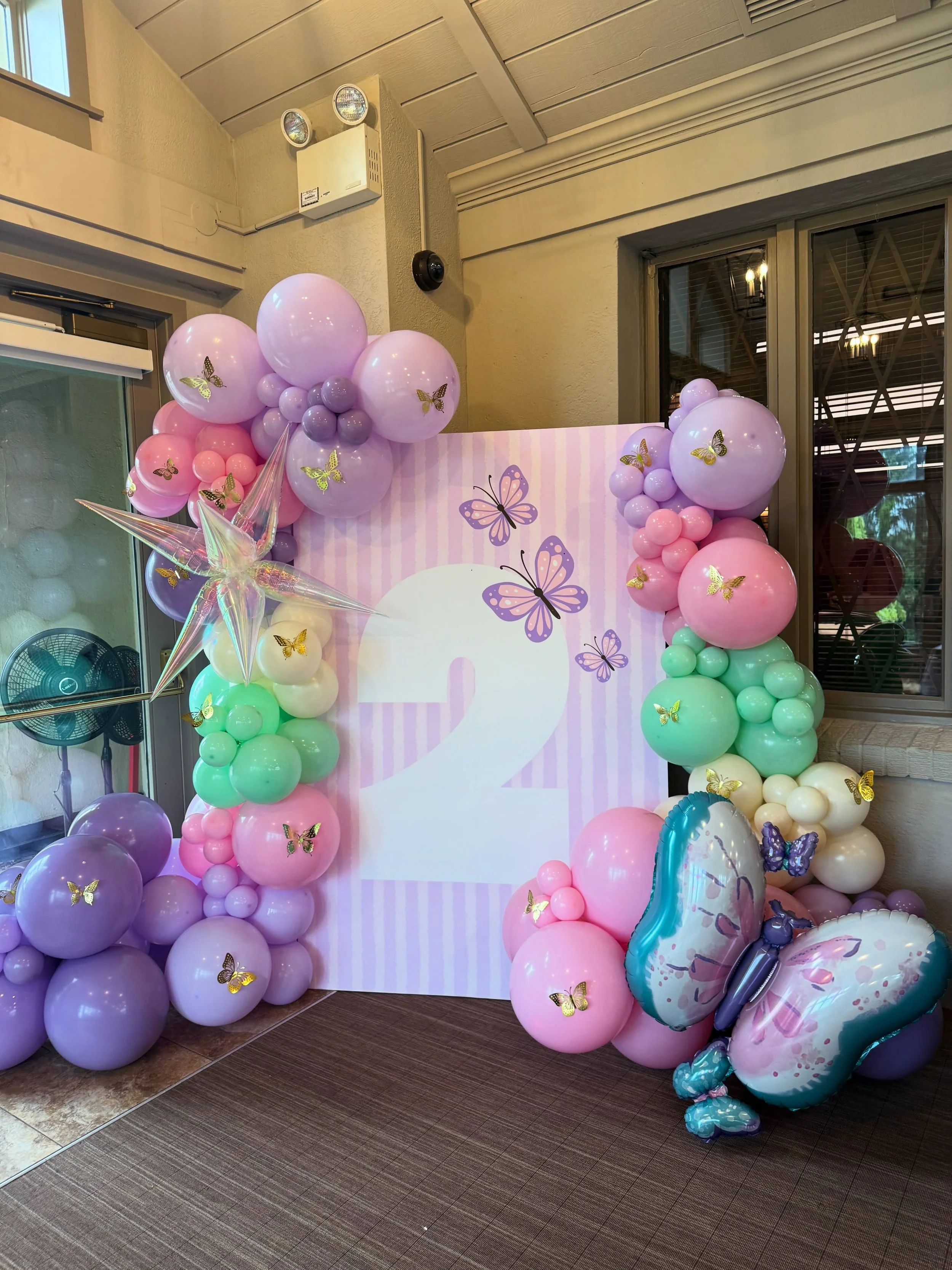 A beautiful set up for a fluttering 2nd birthday! 🦋💗💜🩵🦋

Did you know we can organize other things besides balloons? We have wonderful cake, cookie, and floral vendors! Inquire today 🎉

#pittsburghevents #pittsburghballoons #balloongarland #bal