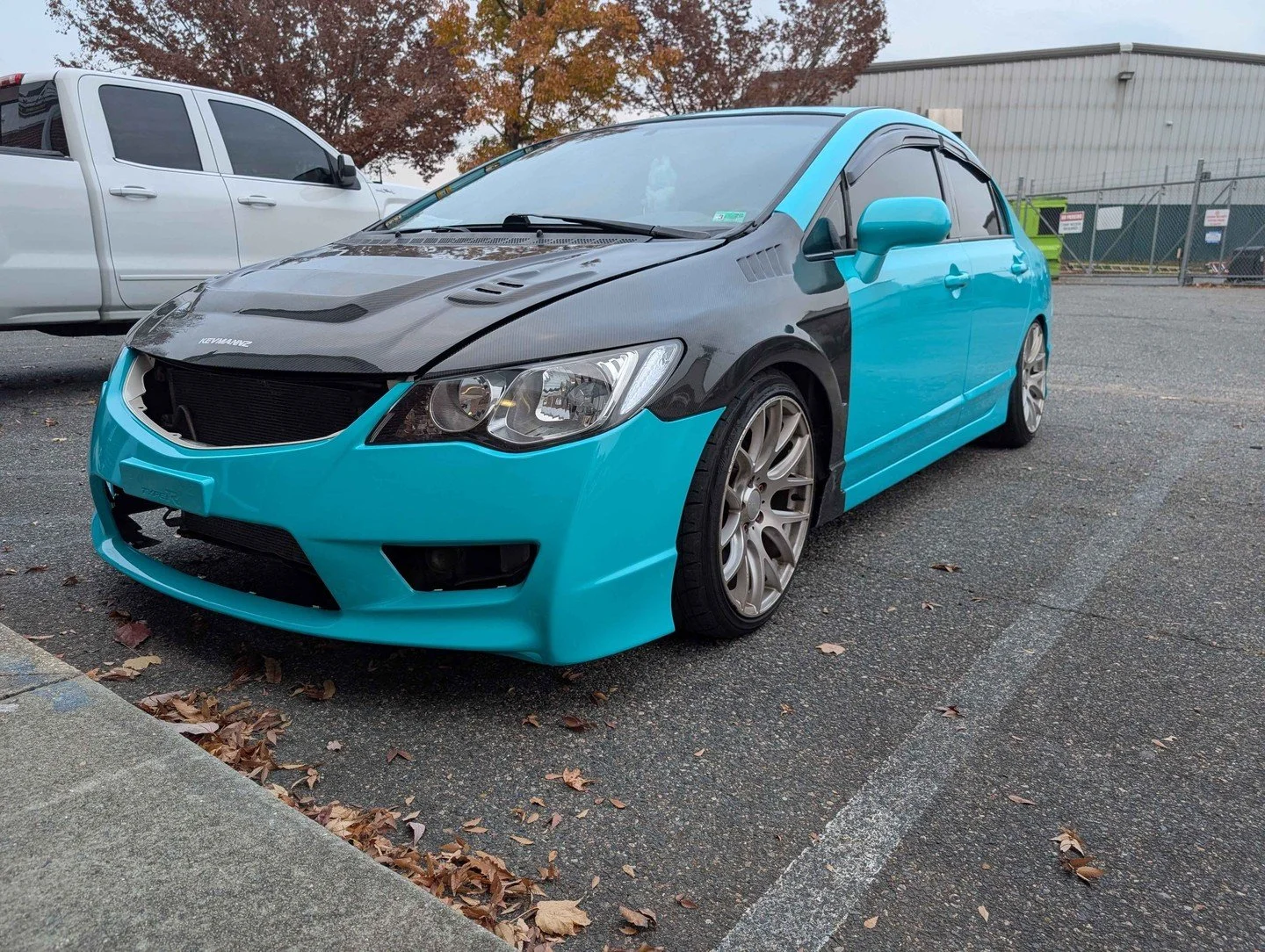 Two-tone ✅
Carbon accents ✅
Head-turning from every angle ✅

This Honda came to us for style + presence, and that&rsquo;s exactly what we delivered 💎🚗
Custom wraps that hit different.

If your ride needs a new look &mdash; you know where to go 😎

