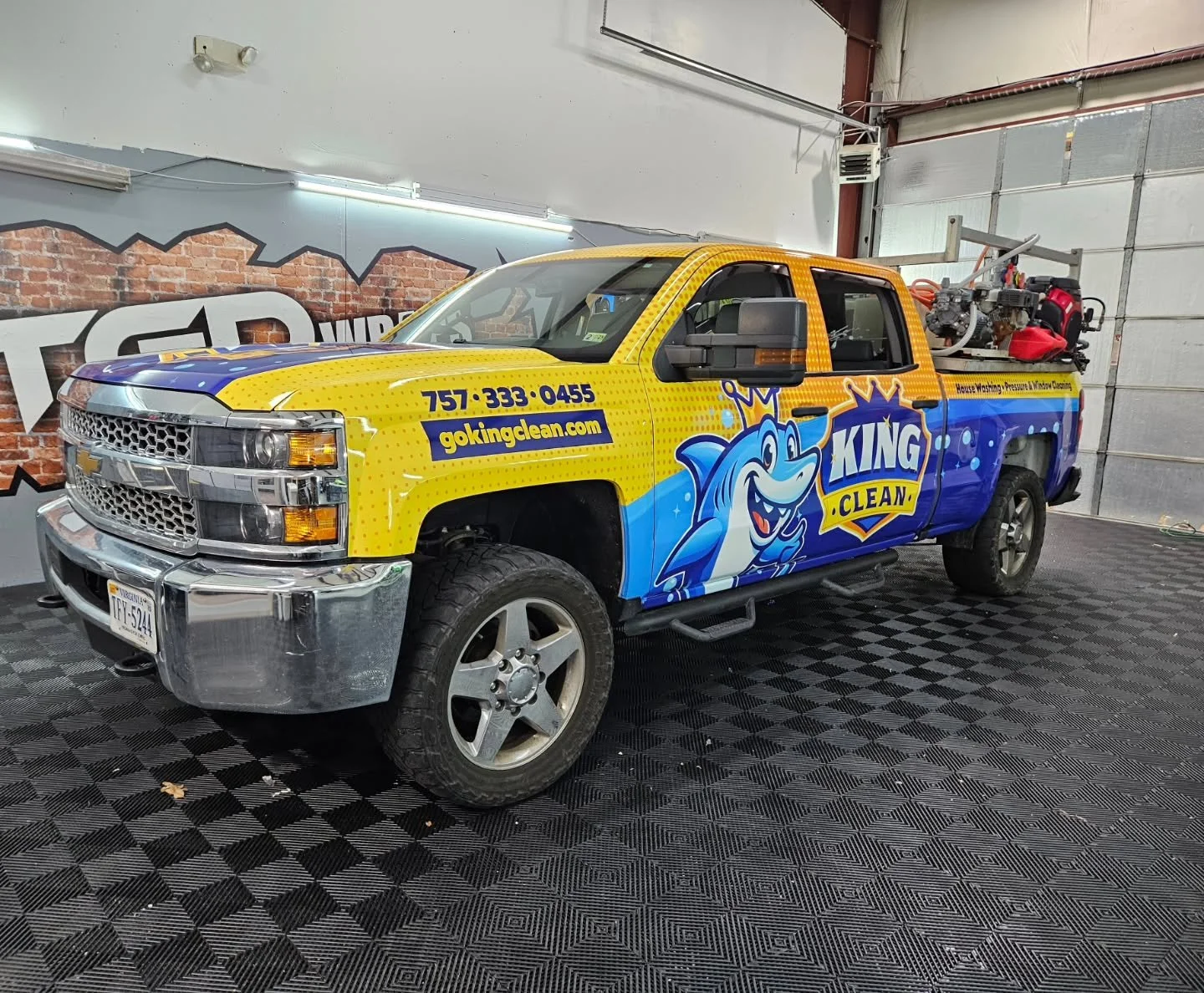 Need a wrap for your fleet? We got you covered! 

Schedule with us! 📞 Dial 757-967-0615 📩 Or reach out at Contact@tgdwraps.com

Scale up with style: ✔️ Commercial Wraps ✔️ Personal Wraps ✔️ Storefronts ✔️ Business Branding 

#TGDwraps #3m #averyden