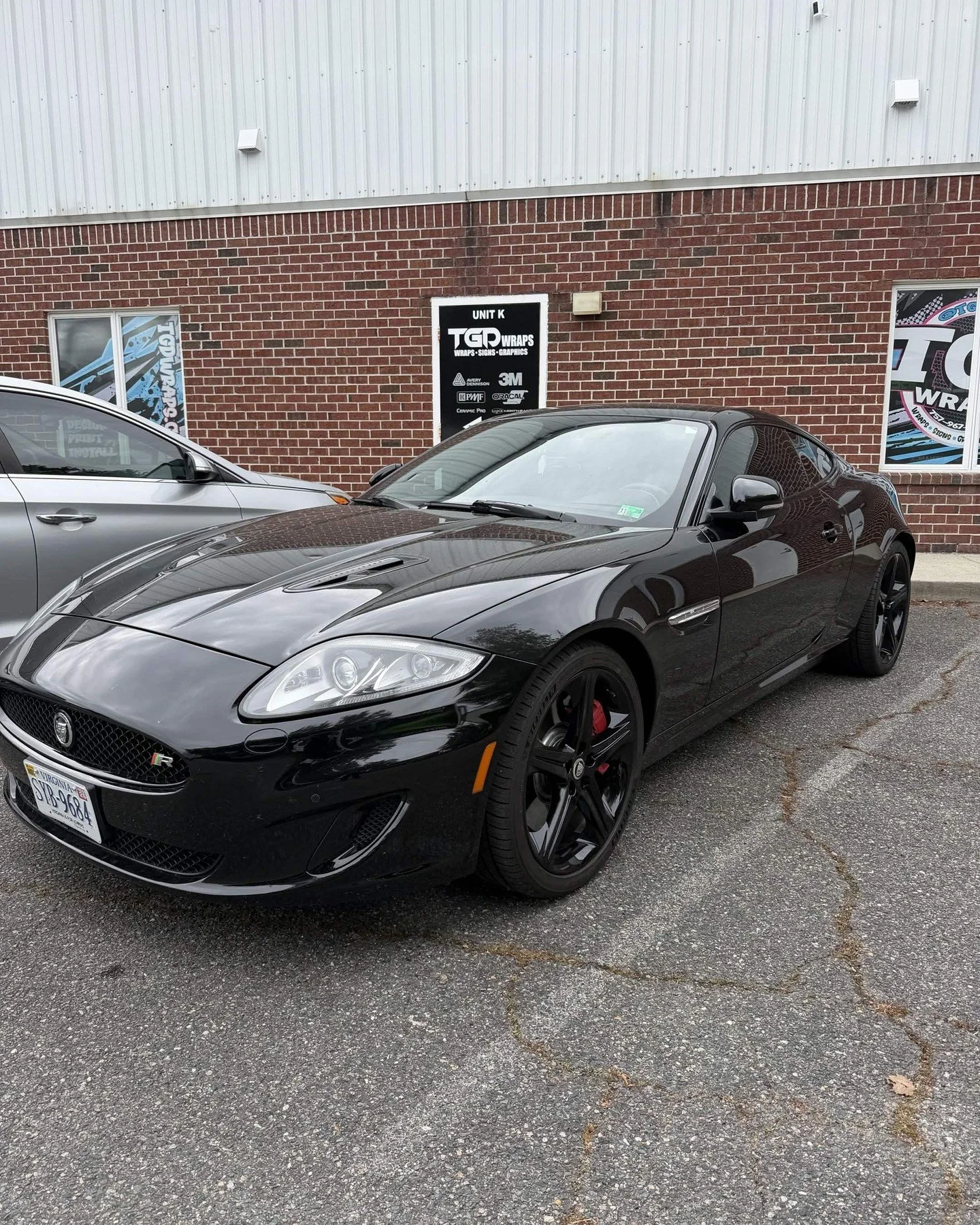 This Jaguar cleaned up PERFECT 👌🔥

Gloss black accents and a clean finish completely changed the attitude of this car without changing the entire vehicle.

Sometimes it&rsquo;s the subtle details that make the biggest difference.

📍 Chesapeake, VA