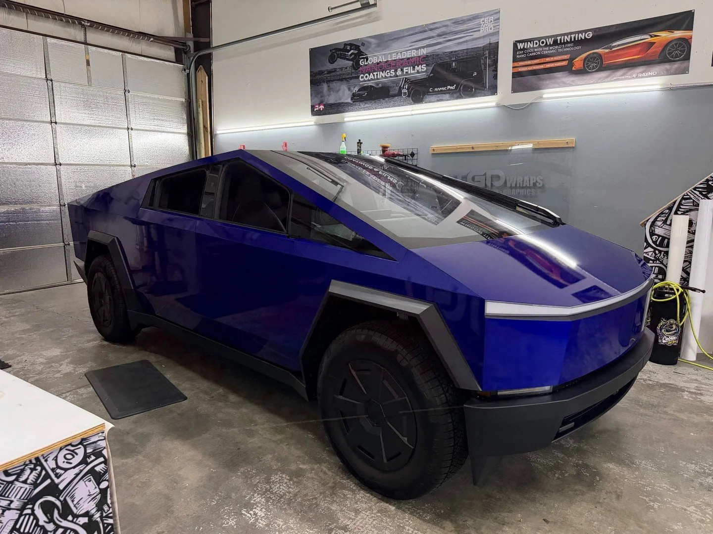 💙 Cybertruck Just Got a Whole New Attitude! ⚡

Love it or hate it, there's no denying the Tesla Cybertruck turns heads. But this one takes things to another level!

We gave this Cybertruck a bold blue vinyl wrap, transforming its stainless steel ext