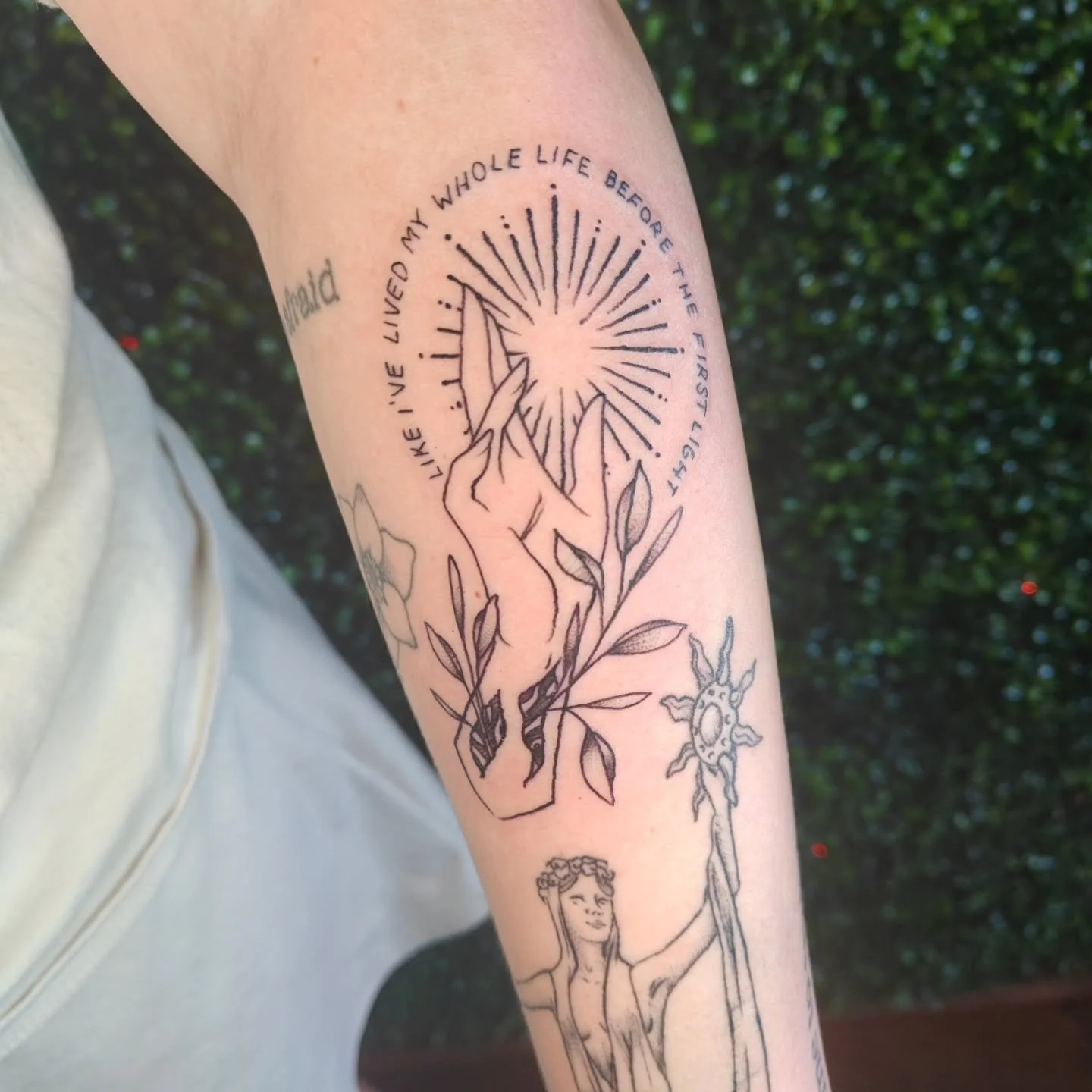 if you have a song you want a tattoo for, message me, it has recently been my favorites!!

Done at @cryptidinkstudio 
✦ thank you for looking!
✦ DM me to book!!
✦ BOOKING DECEMBER/JANUARY!!!

#hoziertattoo #QueerTattooartist
#indianatattoo #terrehaut