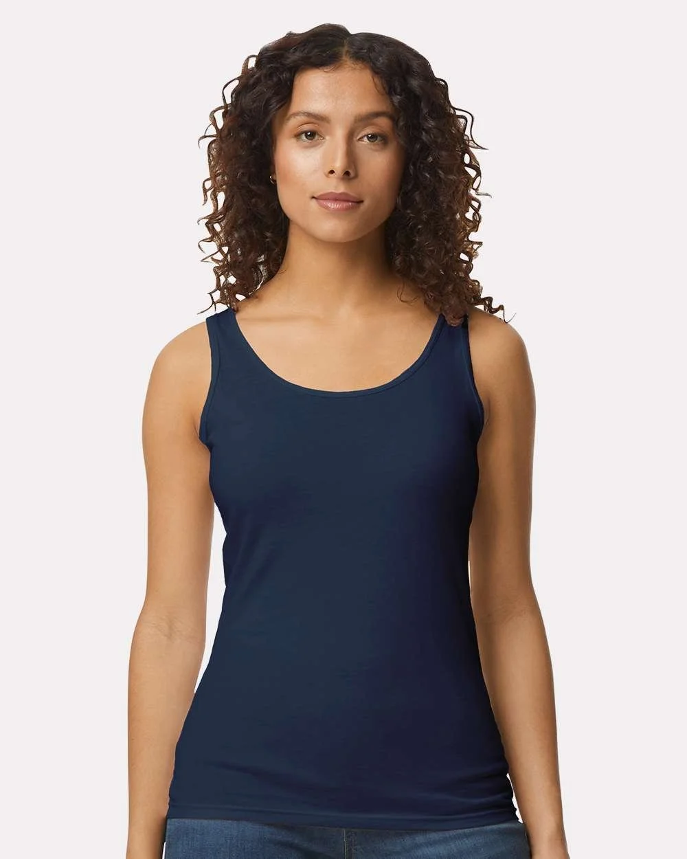 Gildan_64200L_Navy_Front_High_Model.jpg