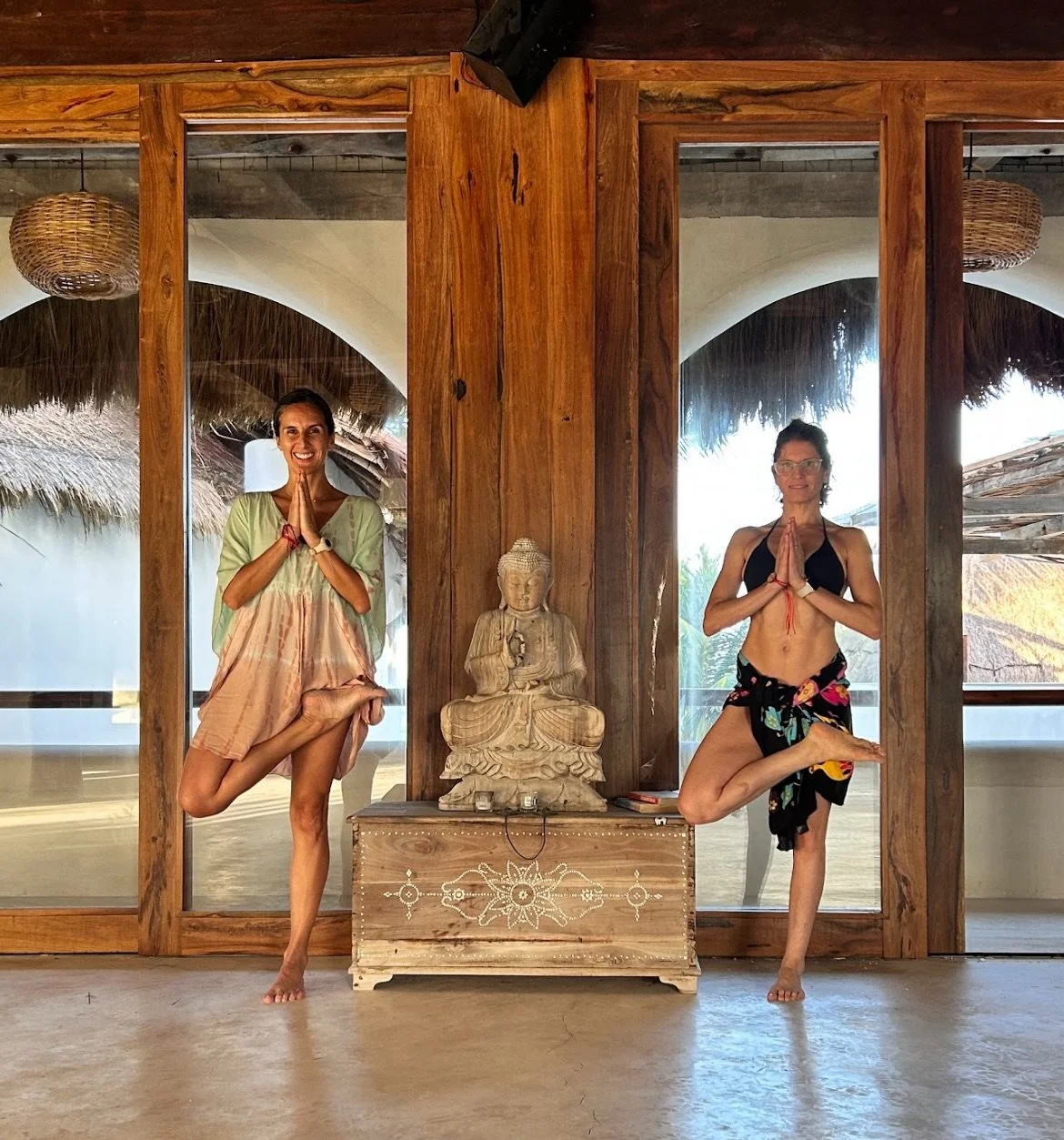 Mother&rsquo;s Day is here 💐 
And honestly&hellip; what better gift than an experience she&rsquo;ll never forget?

Time together. Sunshine. Movement. Deep rest. Ocean air. Connection. 🤍

Our next Happy Bubble Yoga Retreat is happening in beautiful 