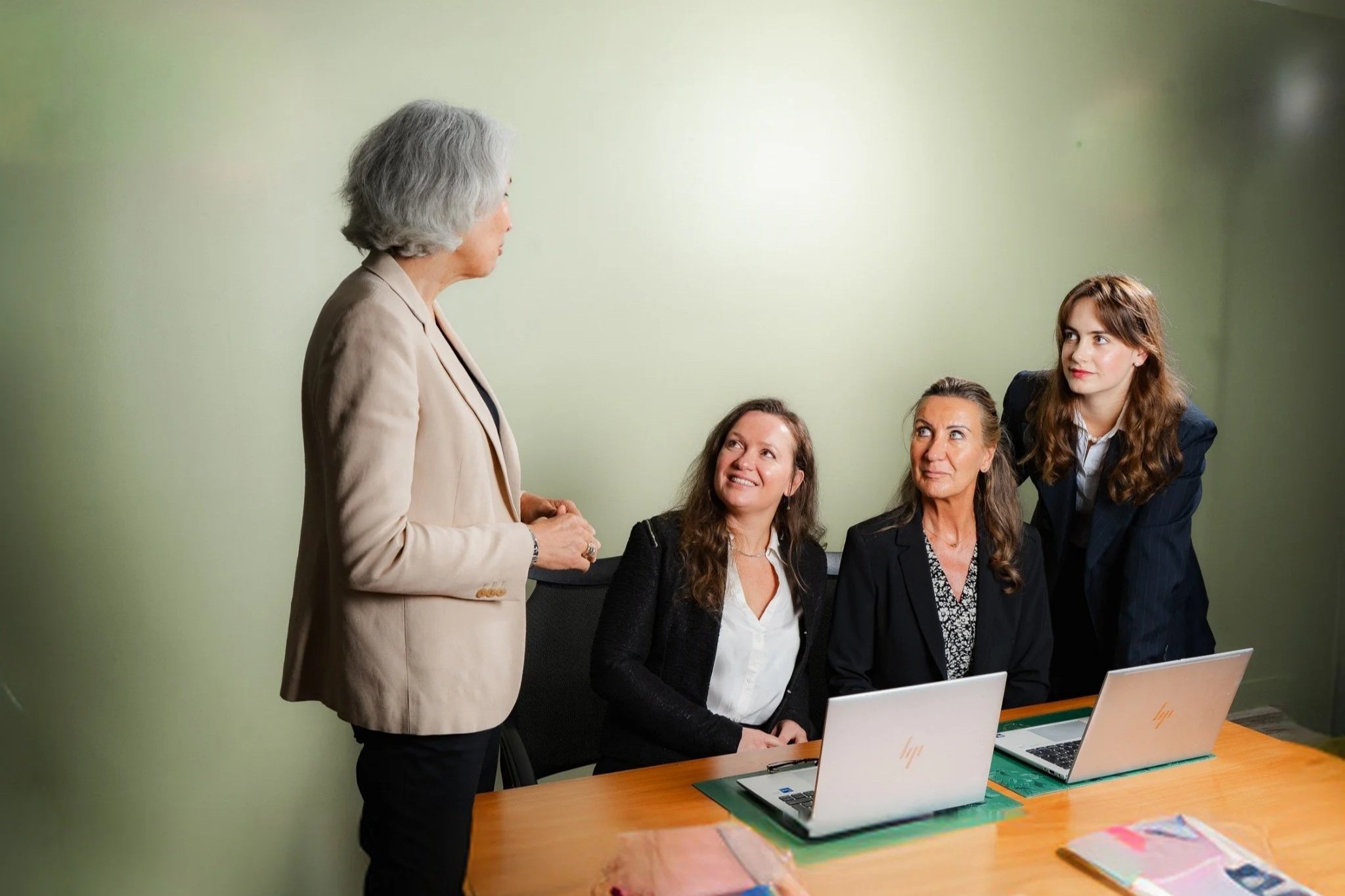 Airbrush-image-extender (2).jpg