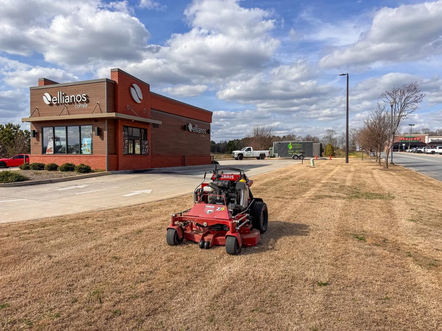 Keep your commercial property looking its best this season with professional landscape maintenance 🌿🏢

Our complete maintenance services keep your property clean, healthy, and well-maintained year-round ✨🌱