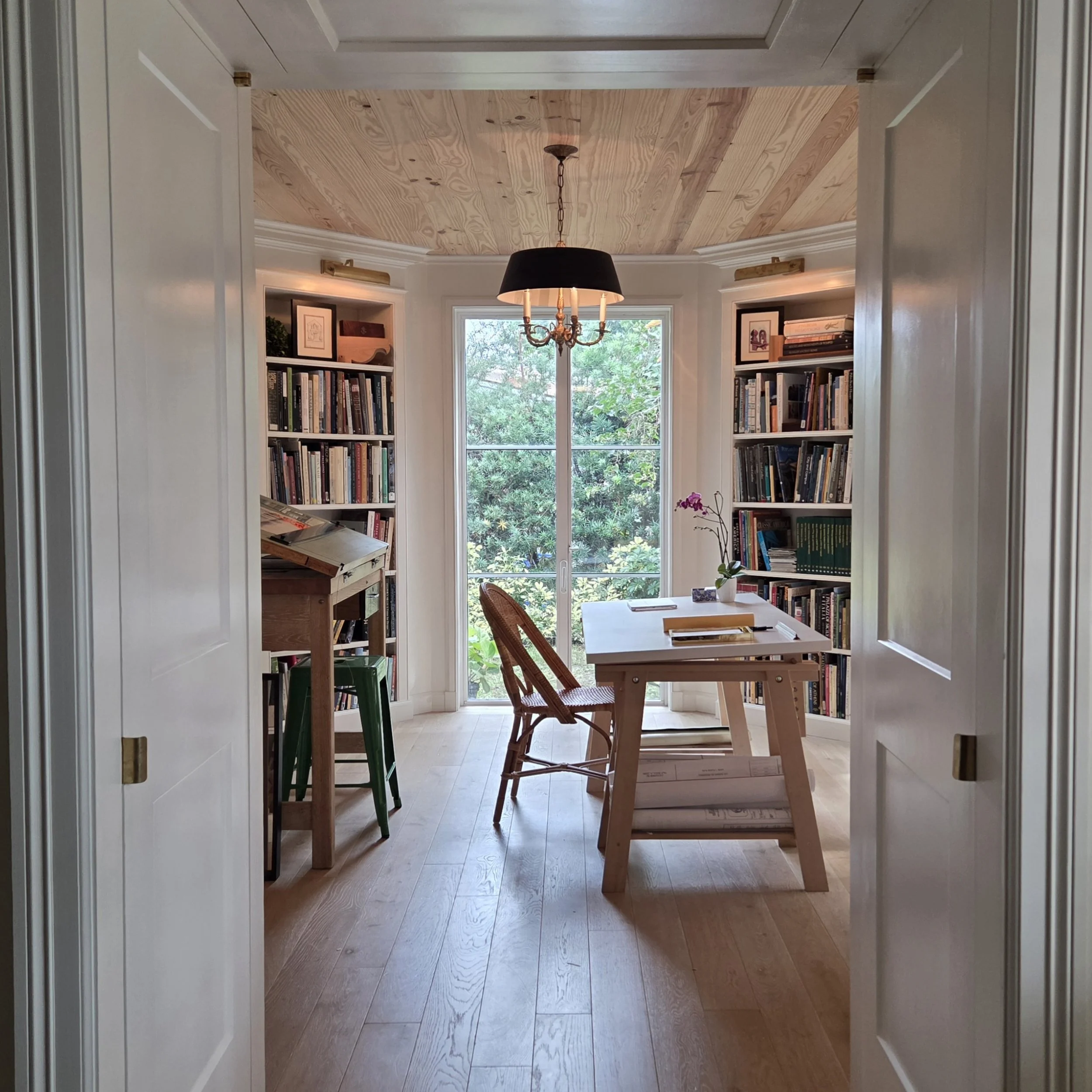 CRWLAUX_OFFICE_25_11_27 (2).jpg