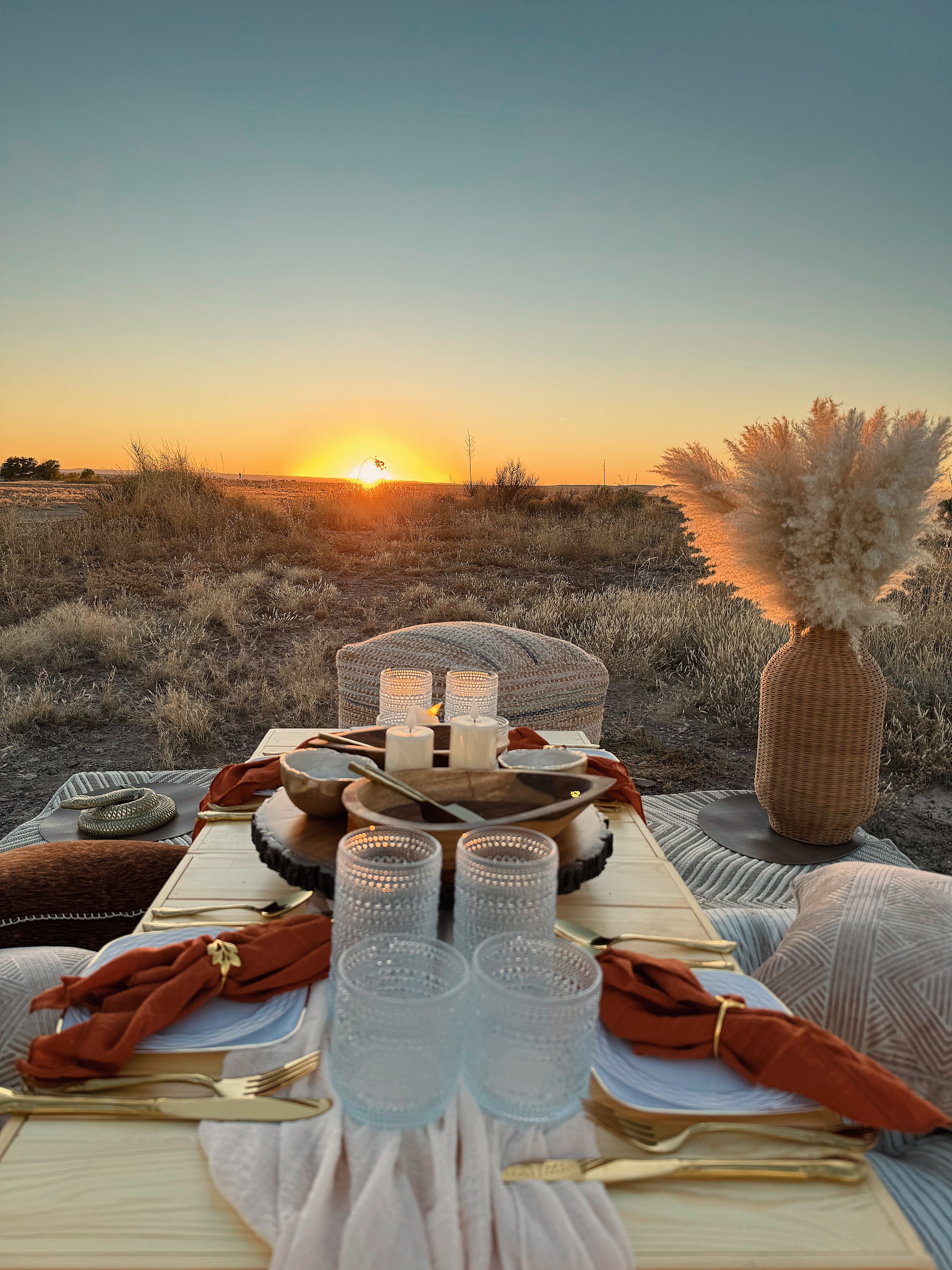 Sun setting picnic decor.jpeg