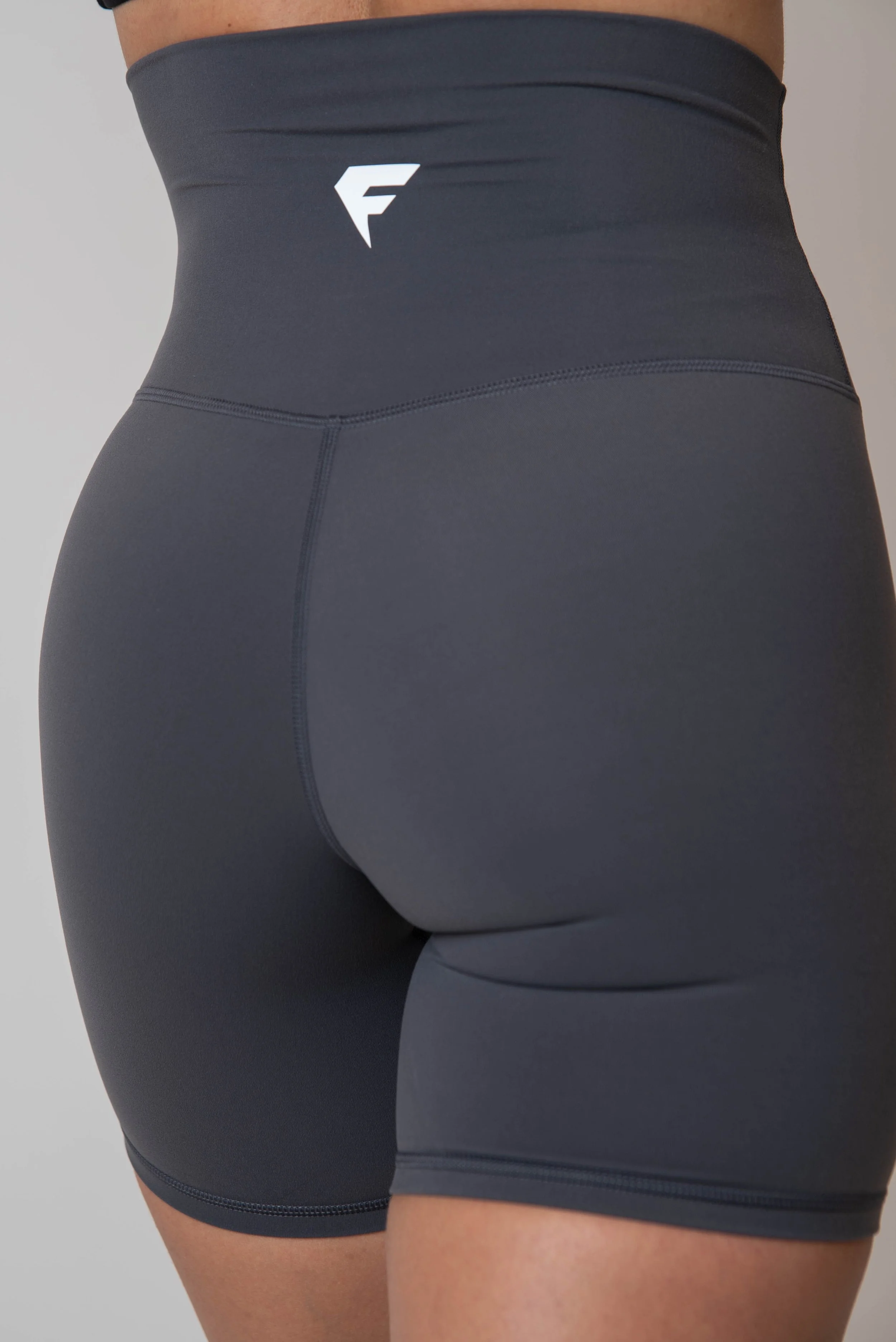 Sculpt High-Rise Shorts - Steel