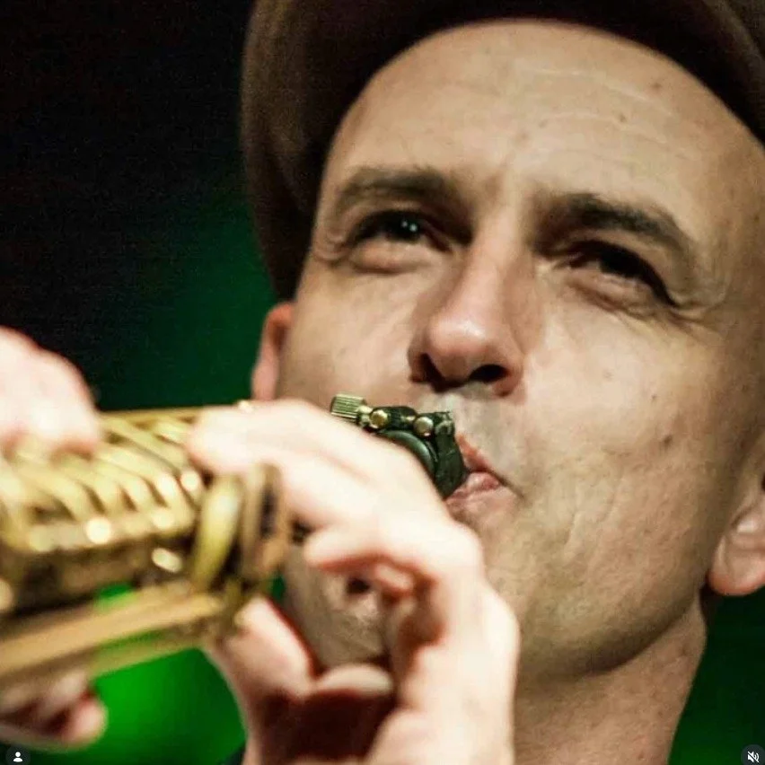 The Kings Cross Community Centre is proud to present 

JAZZ UP THE CROSS 
on Sunday 25th October
 3 - 6pm!

Featuring musicians performing in and around Fitzroy Gardens, bringing great sounds and atmosphere to the day. There will be a KXCC membership