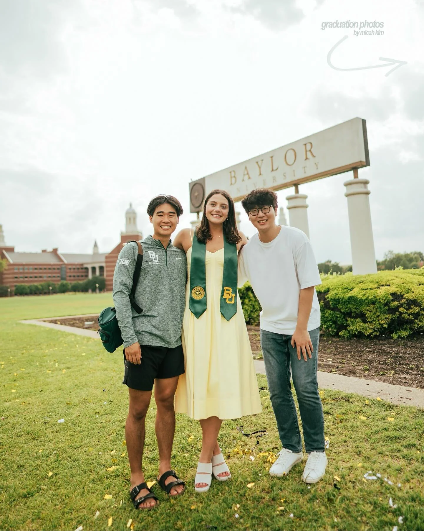 and it&rsquo;s may&hellip;

CRAZY LINEUP SWIPE THROUGH
@bayloruniversity @kimwthecam