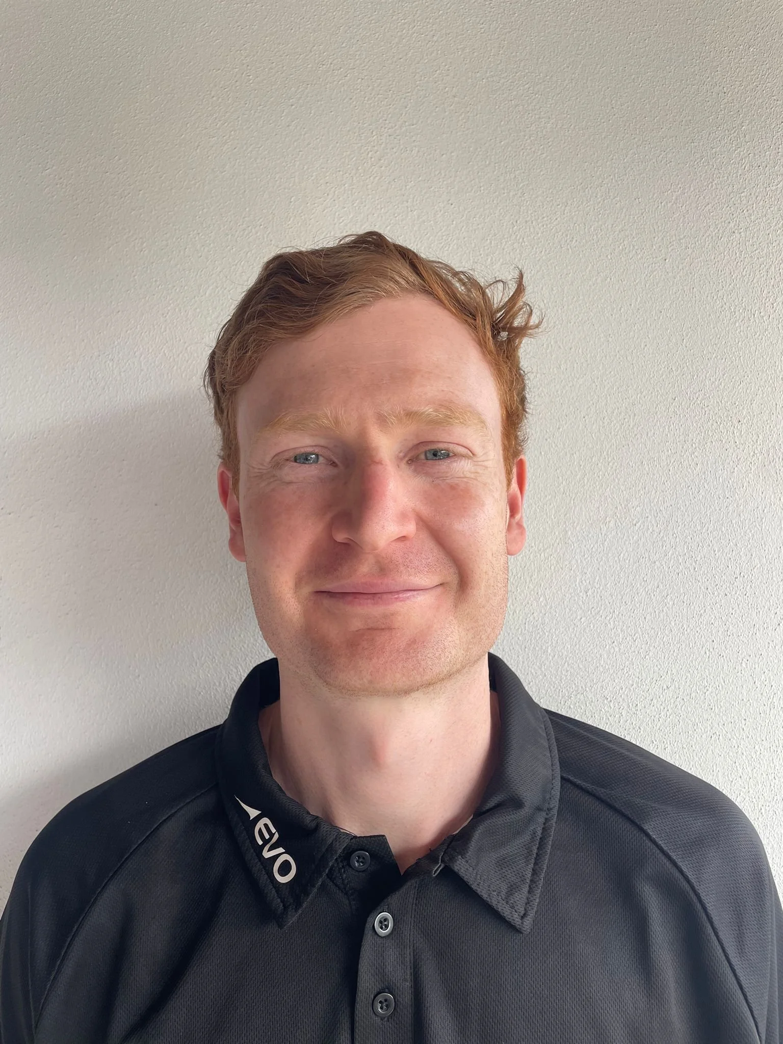 sports physio at peak sports physio hakuba offering massage therapy consultations