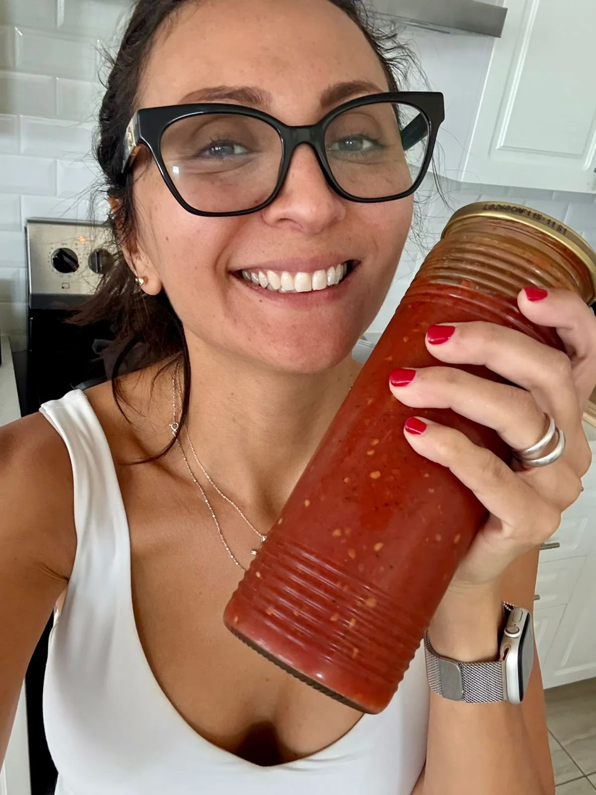 THE TOMATO SAUCE
