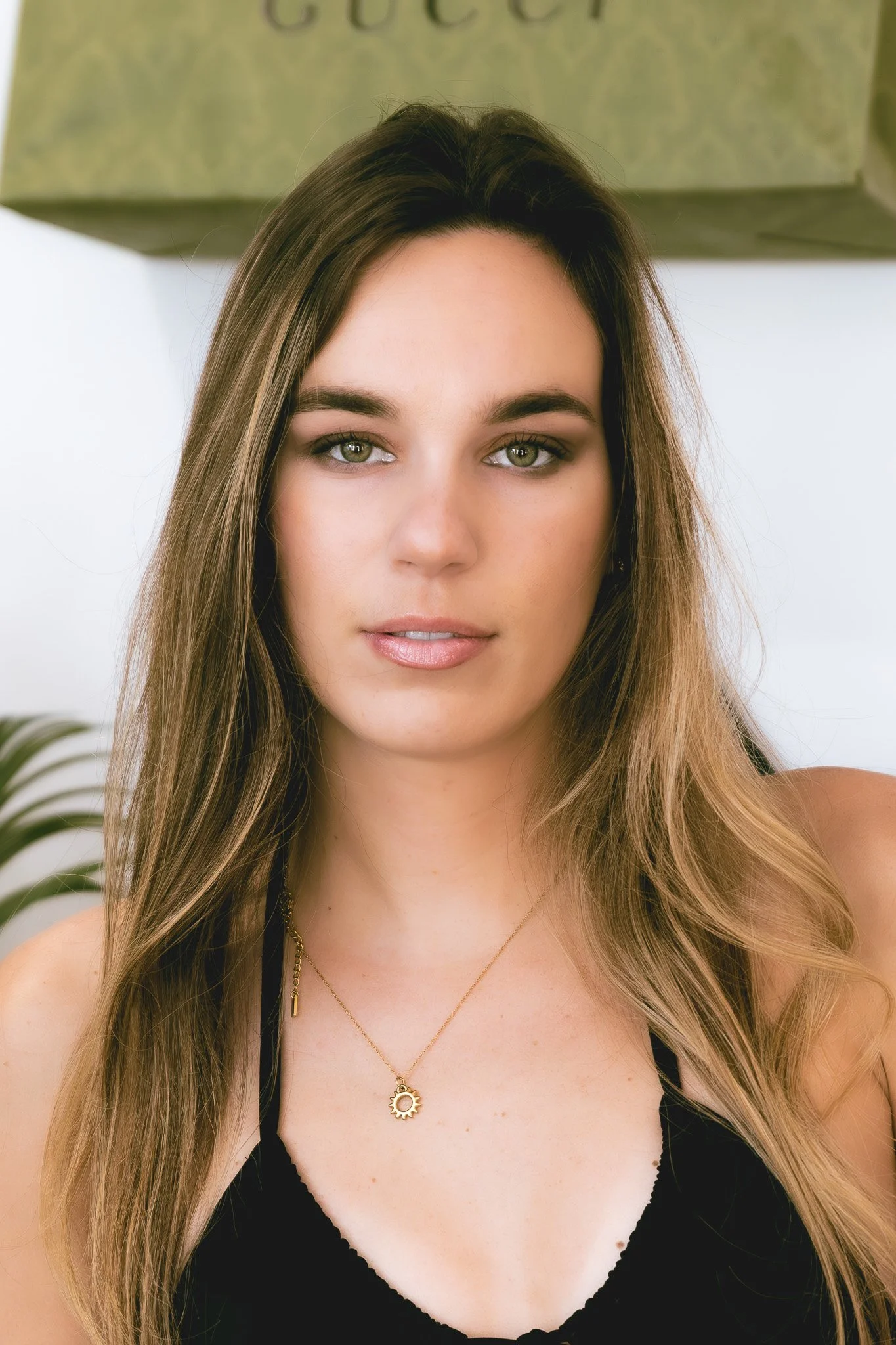 PROFESSIONAL HEADSHOTS