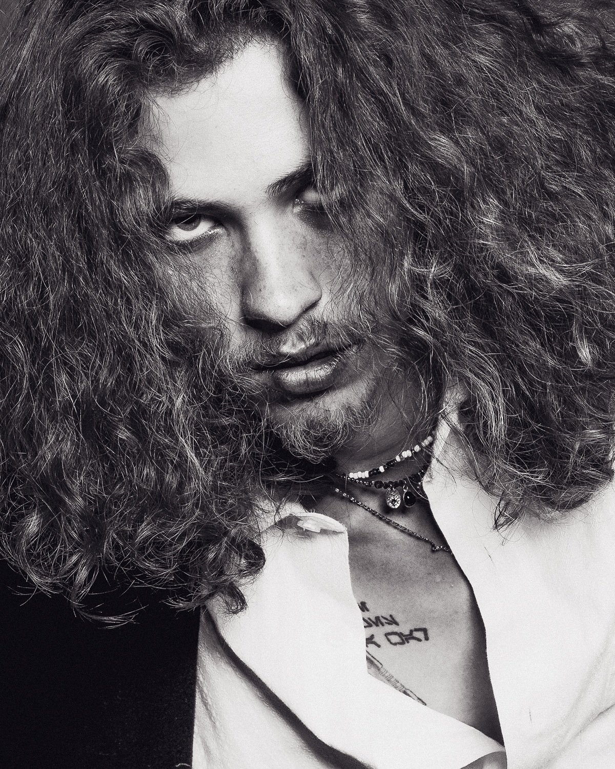 Creative Direction: @jeffottocreative X @galaxy.color 
Art Direction: @galaxy.color 
Models: @jordsgourds @emmaliseab 
Wardrobe Stylist: @jordsgourds 
Jewelry Designer: @embersmithing 
&bull;
#jeffottocreative #photoshoot #justcreate #fashion #creati