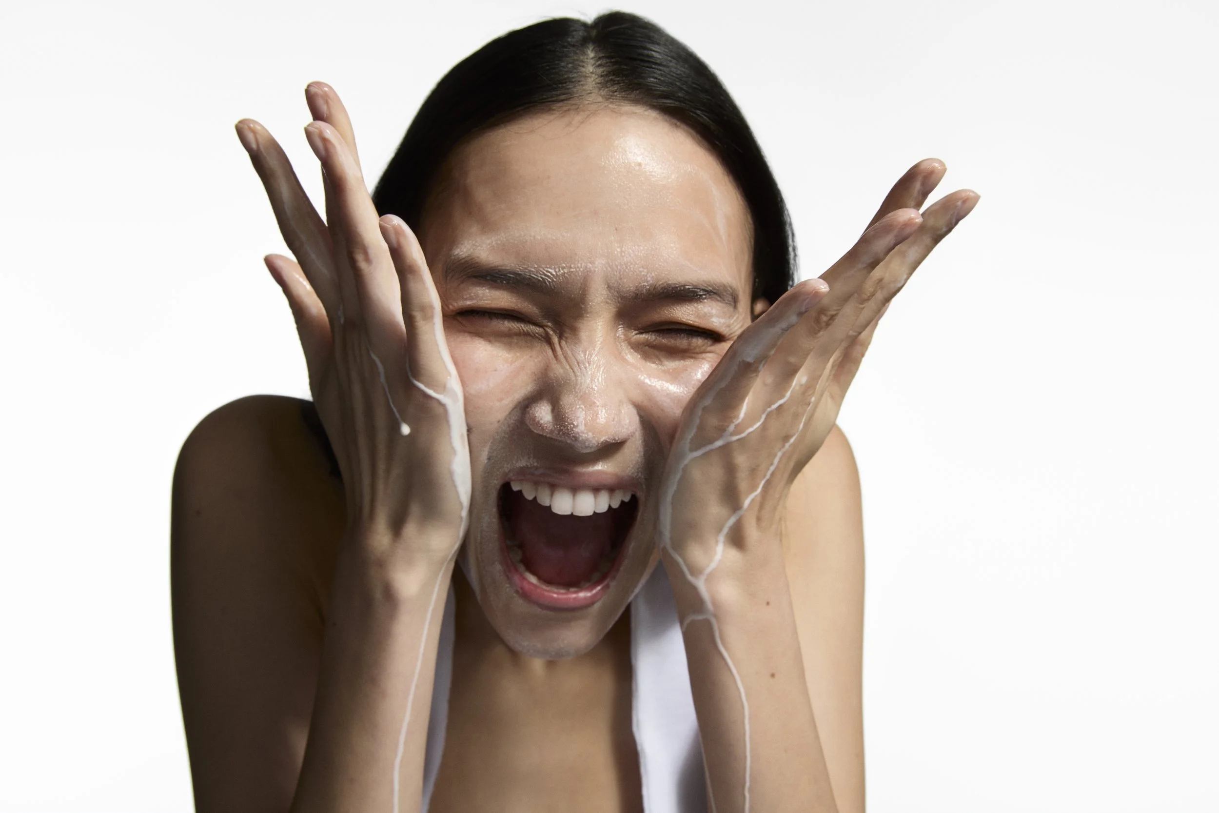 hydrating-cream-to-milk-cleanser-003-wide.jpg
