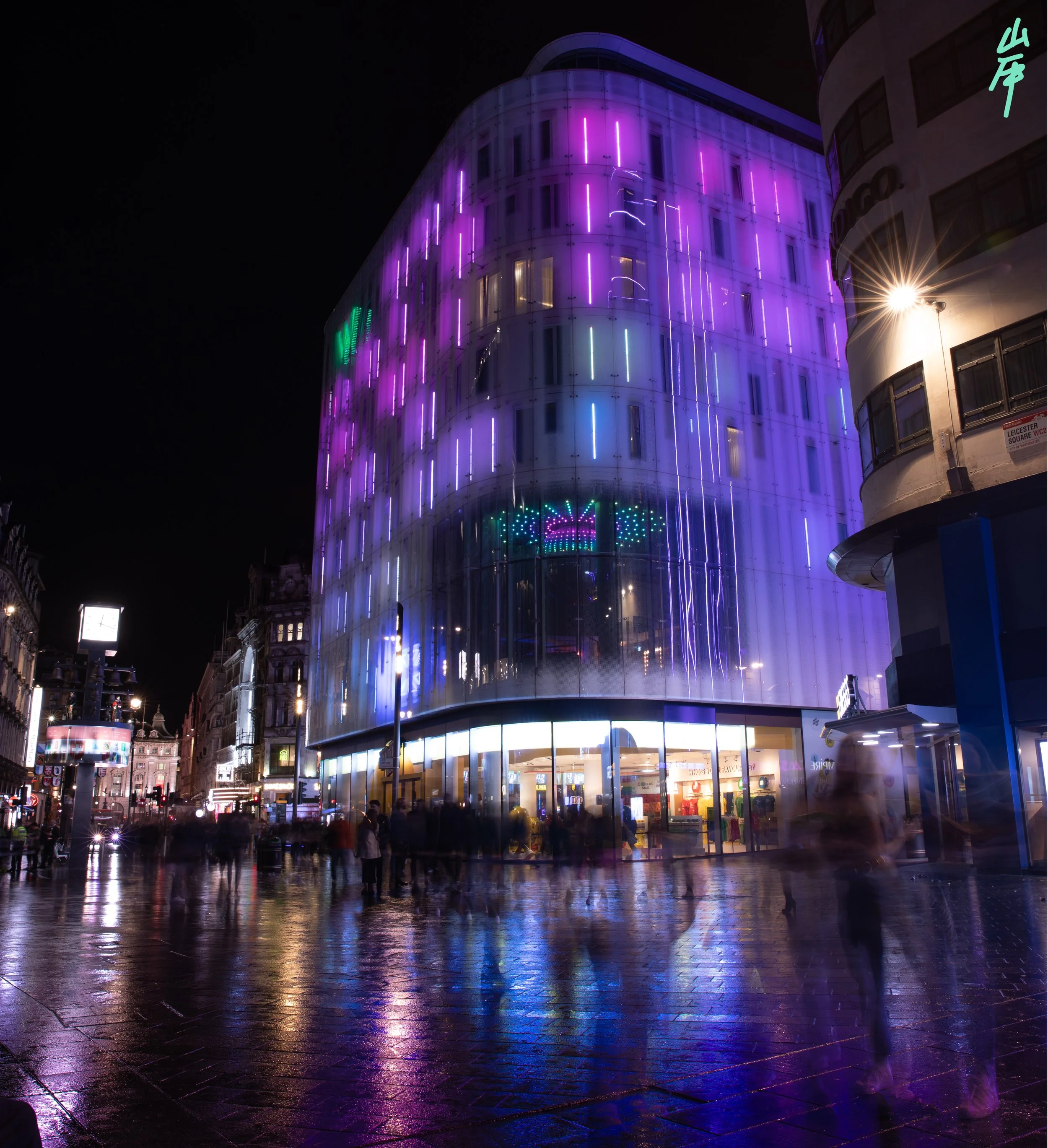 London-Night-01Oct2022-3.jpg