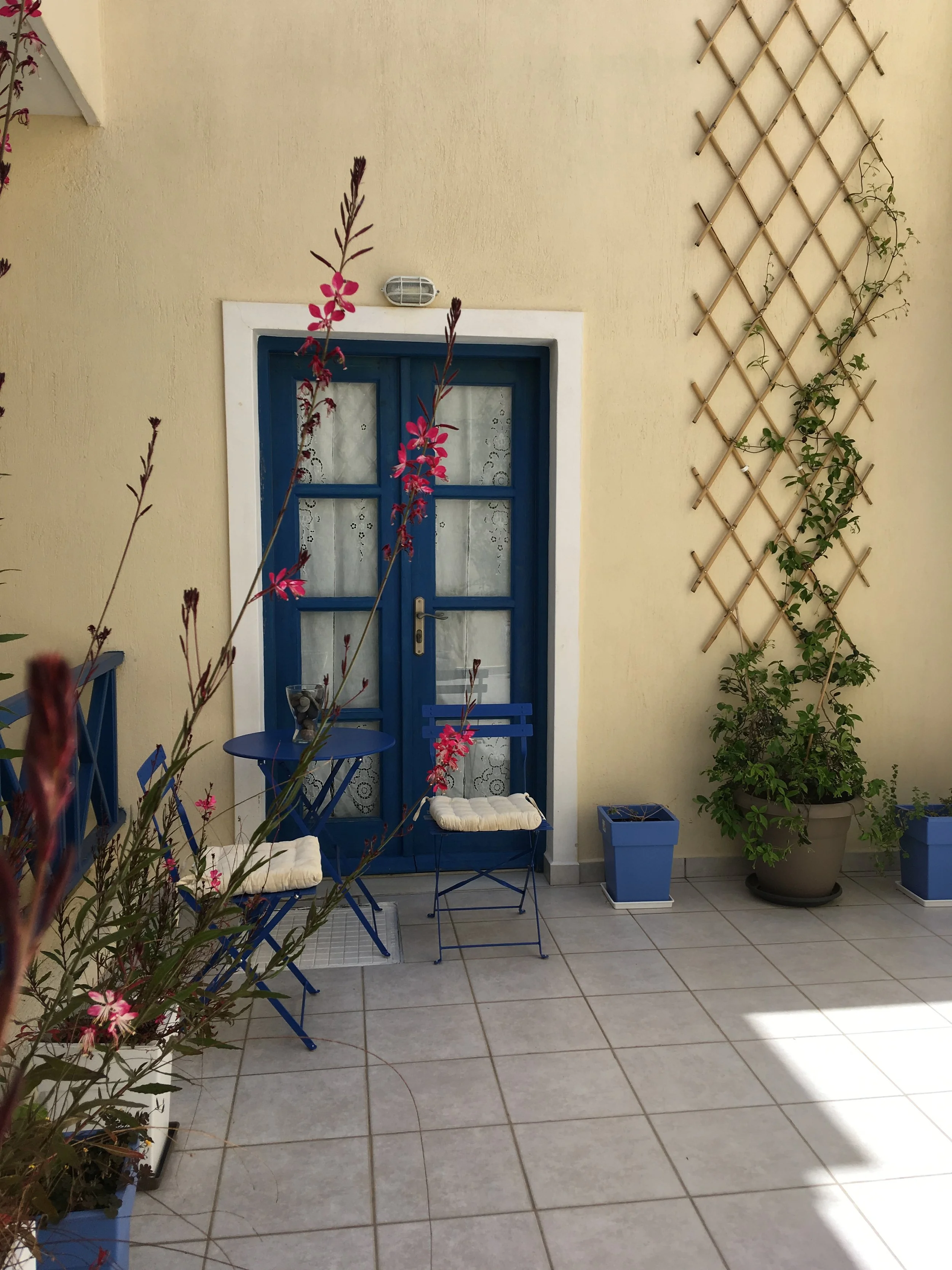 ECONOMY Double EXTR- reception floor.JPG