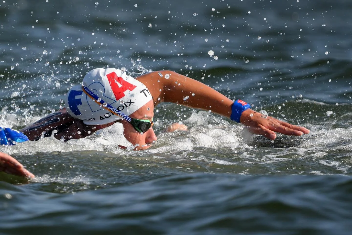 Welcome @_inesdelacroix_ 👋🏼

Espoir de la natation fran&ccedil;aise en eau libre, In&egrave;s a rejoint le collectif RESPECT en cette fin d&rsquo;ann&eacute;e 2025.
Nous avons d&eacute;j&agrave; eu le plaisir de l&rsquo;accueillir lors de notre der
