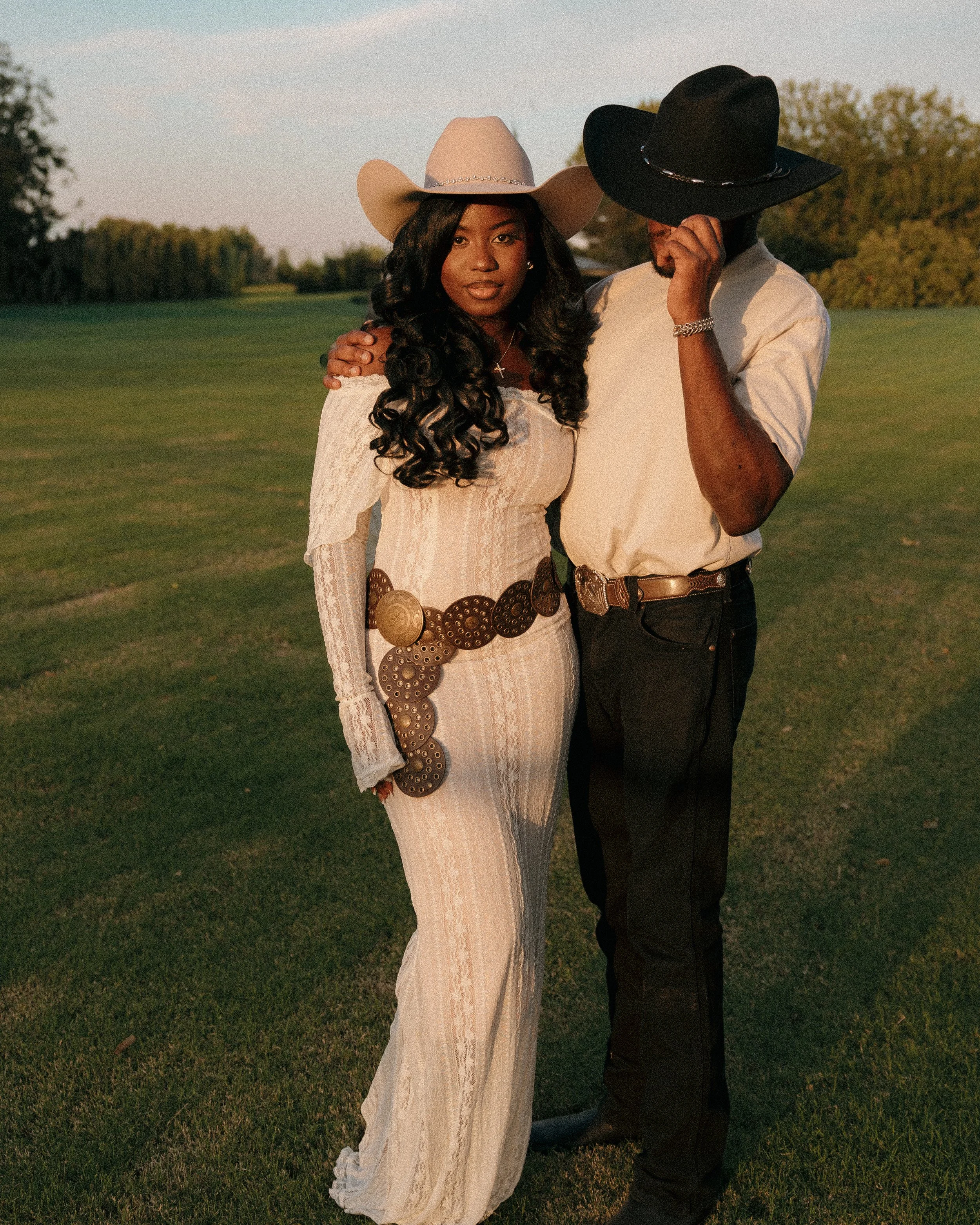 YssainaDayeelEngagement01-4.jpg