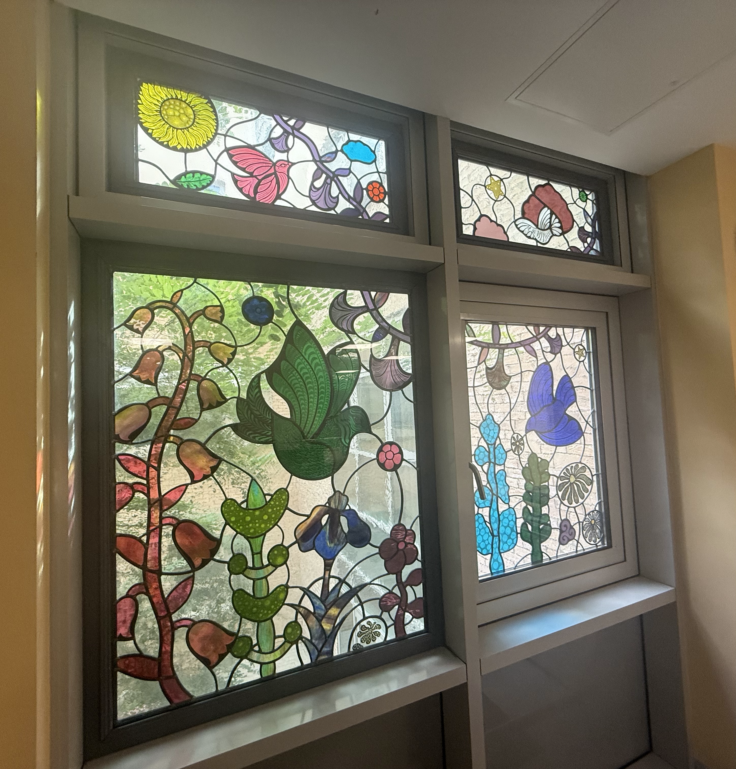 'Garden of Tranquility'  a leaded glass light for the reception area of the South East Palliative Care Centre in Waterford University Hospital, Waterford, Ireland. Commissioned awarded as part of a competitive selection process, completed in 2023. Di