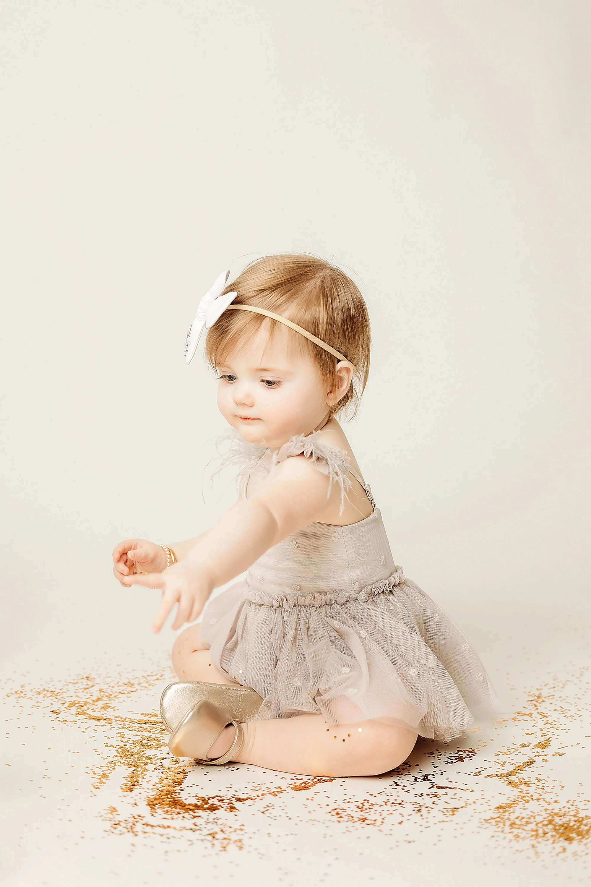  toddler birthday photos capturing playful personality 