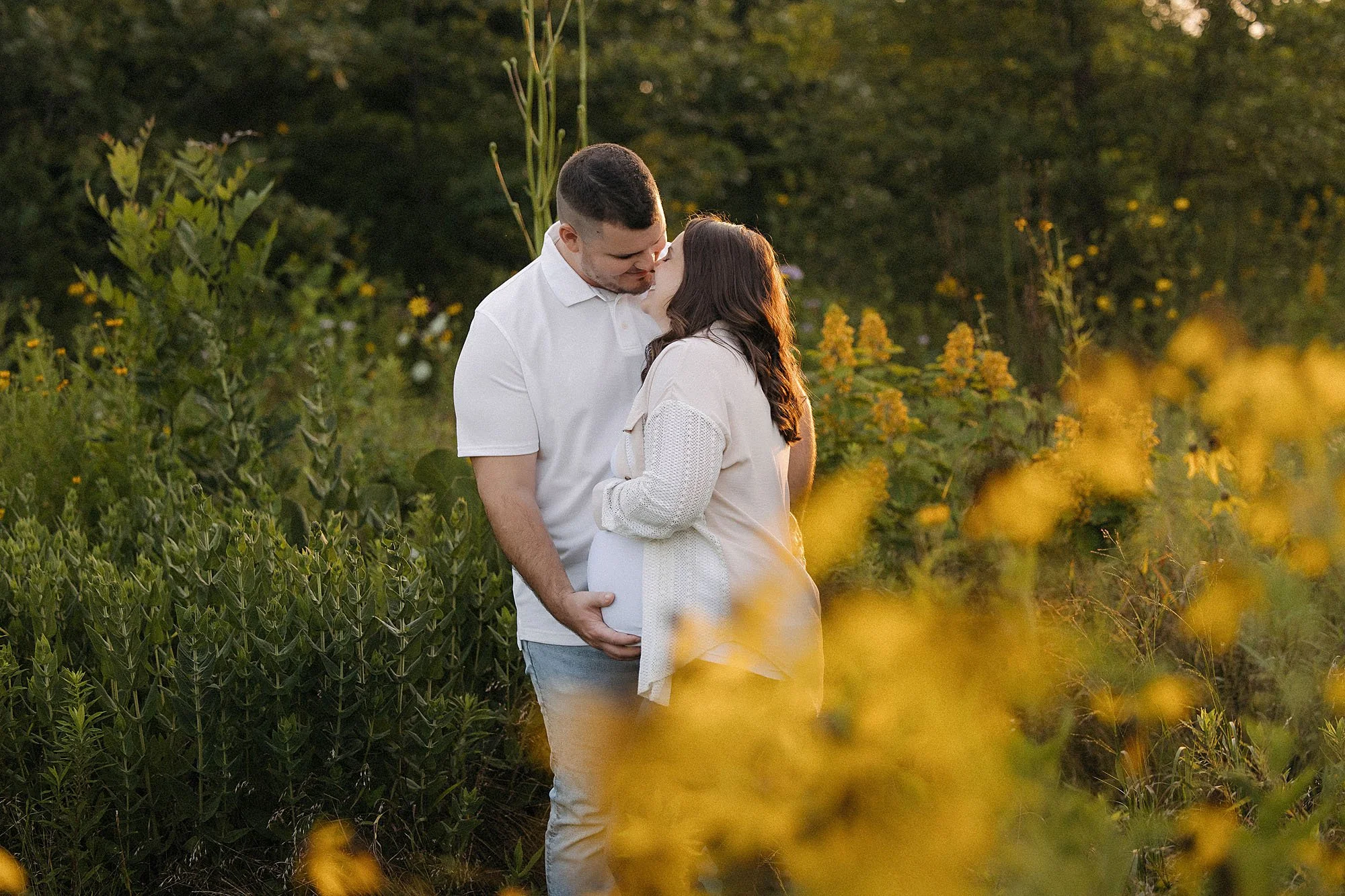 When Is the Best Time for Maternity Photos?(From an Indianapolis Maternity Photographer)