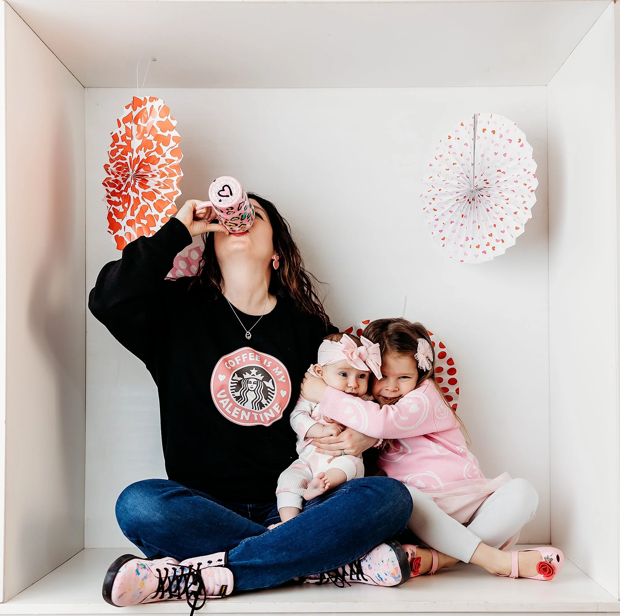 Family Valentine’s mini session near Carmel and Westfield with siblings together