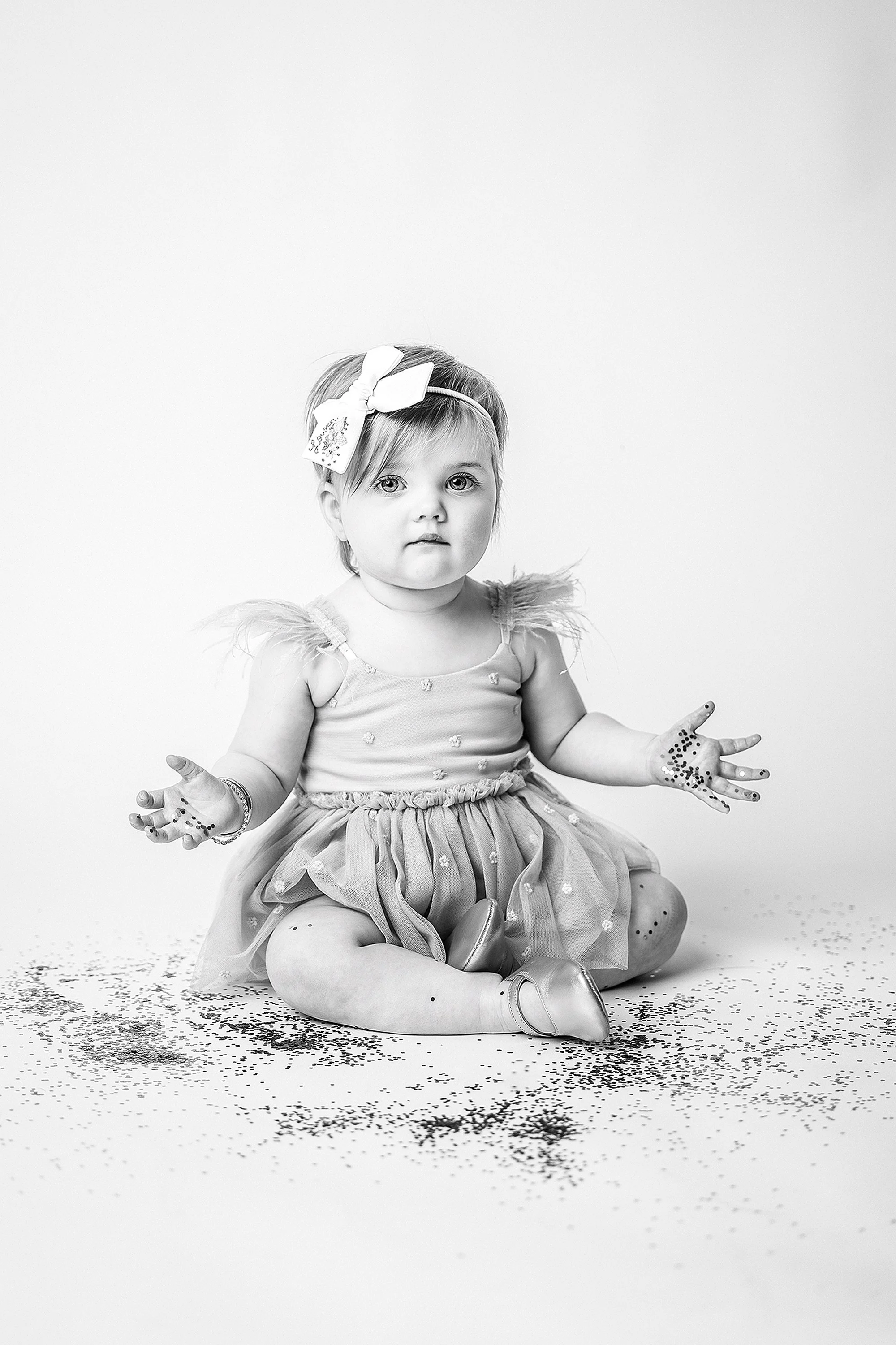 first birthday glitter photo session for toddlers